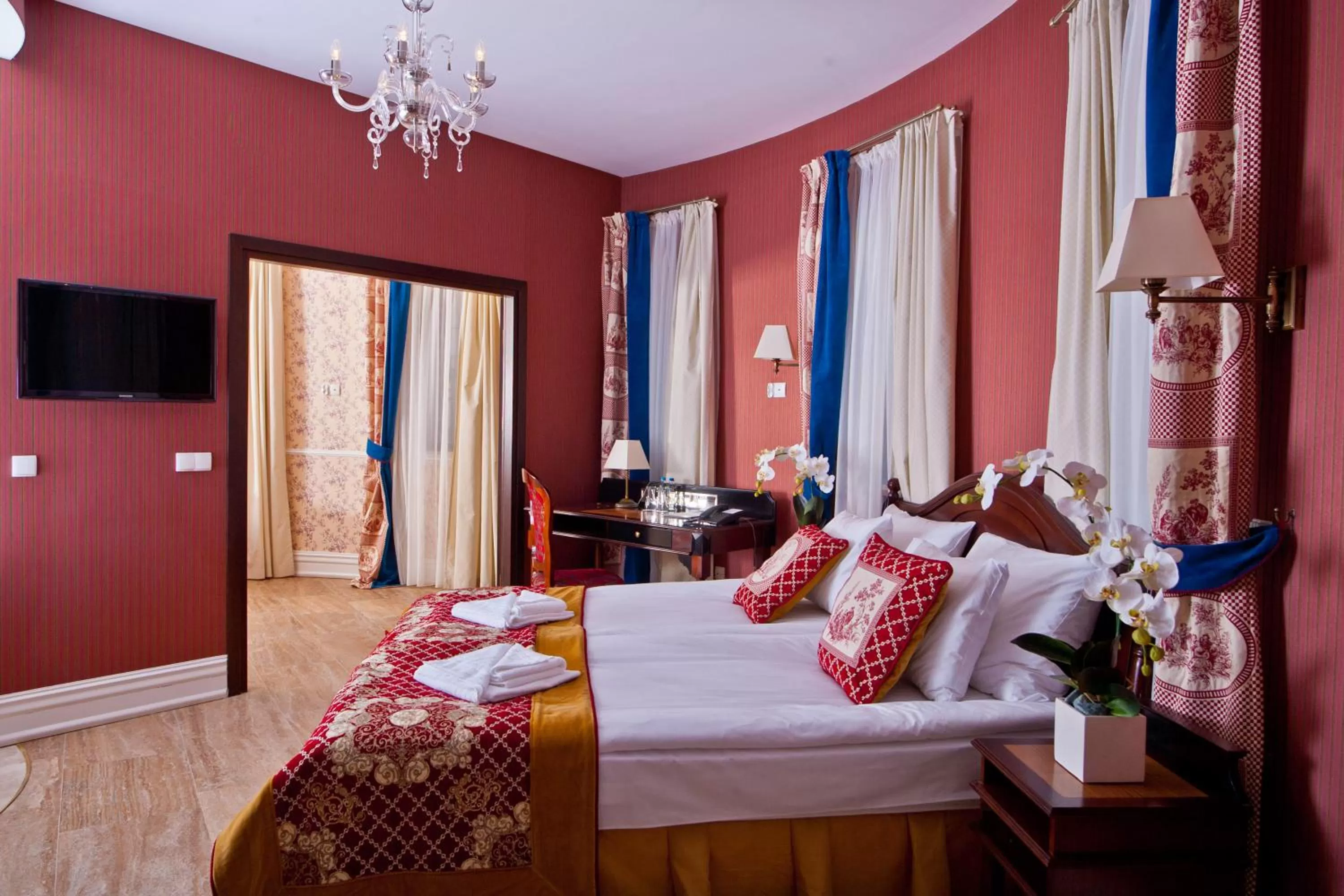 Photo of the whole room, Bed in Hotel St. Bruno