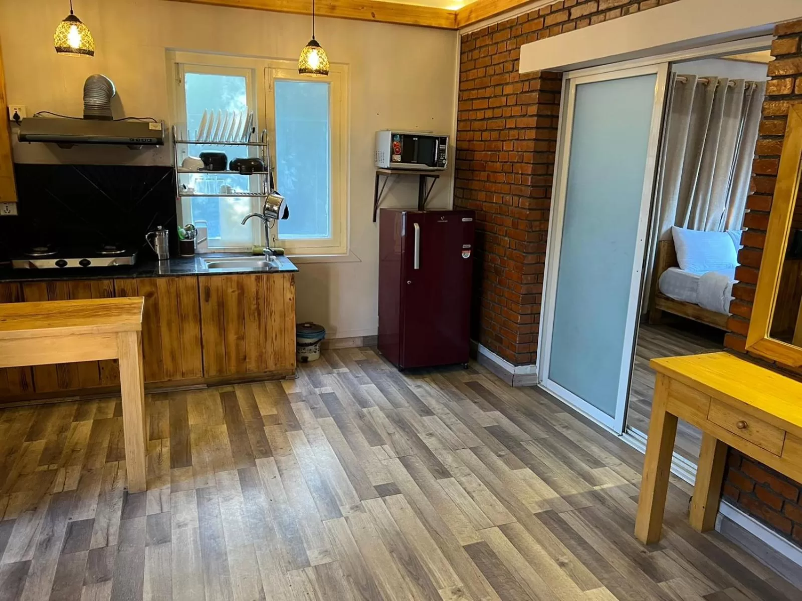 Kitchen/Kitchenette in Silu Homes by Hostmandu