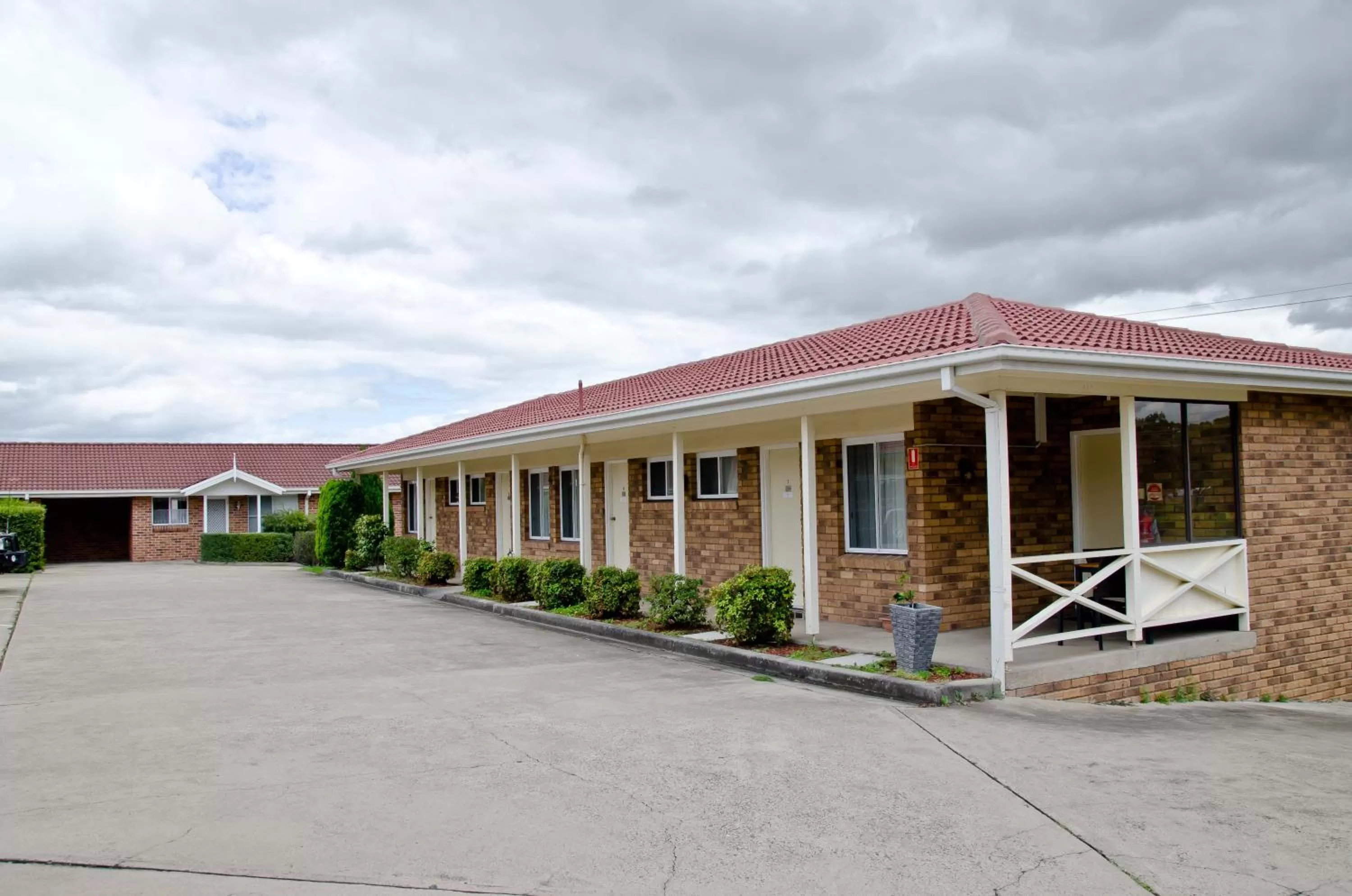 Property building in Baybrook Motor Inn