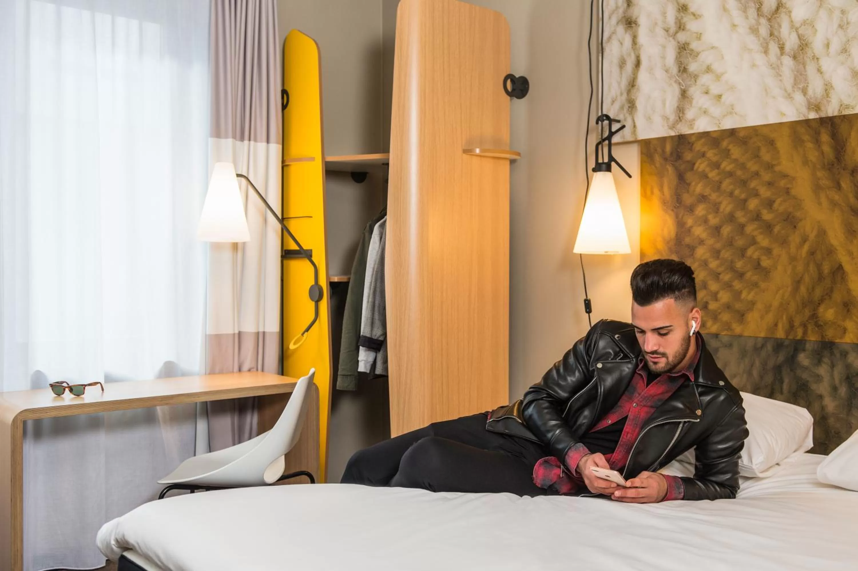 Bedroom, Bed in ibis Rueil-Malmaison Centre