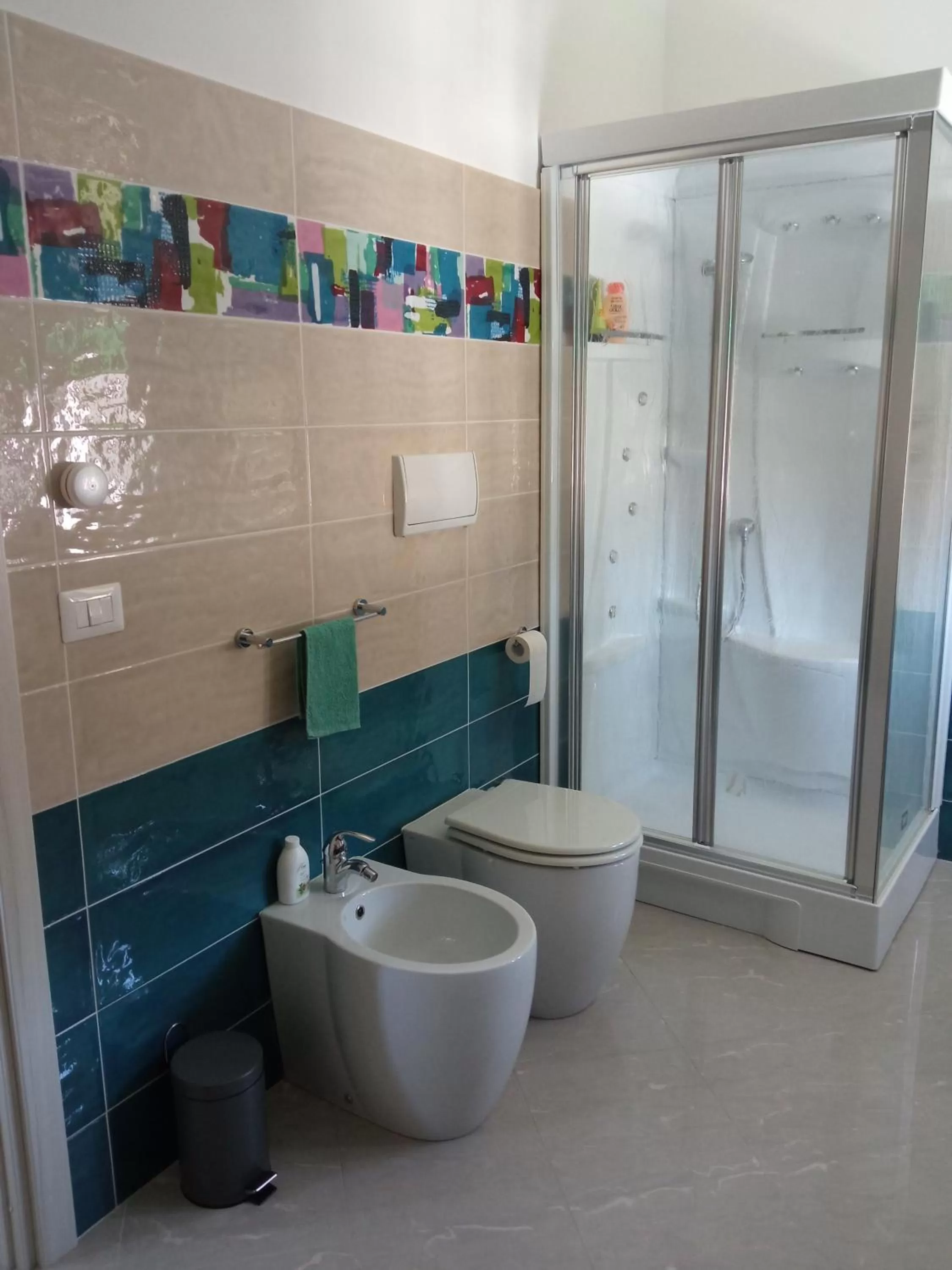 Shower, Bathroom in A Casa di Gi