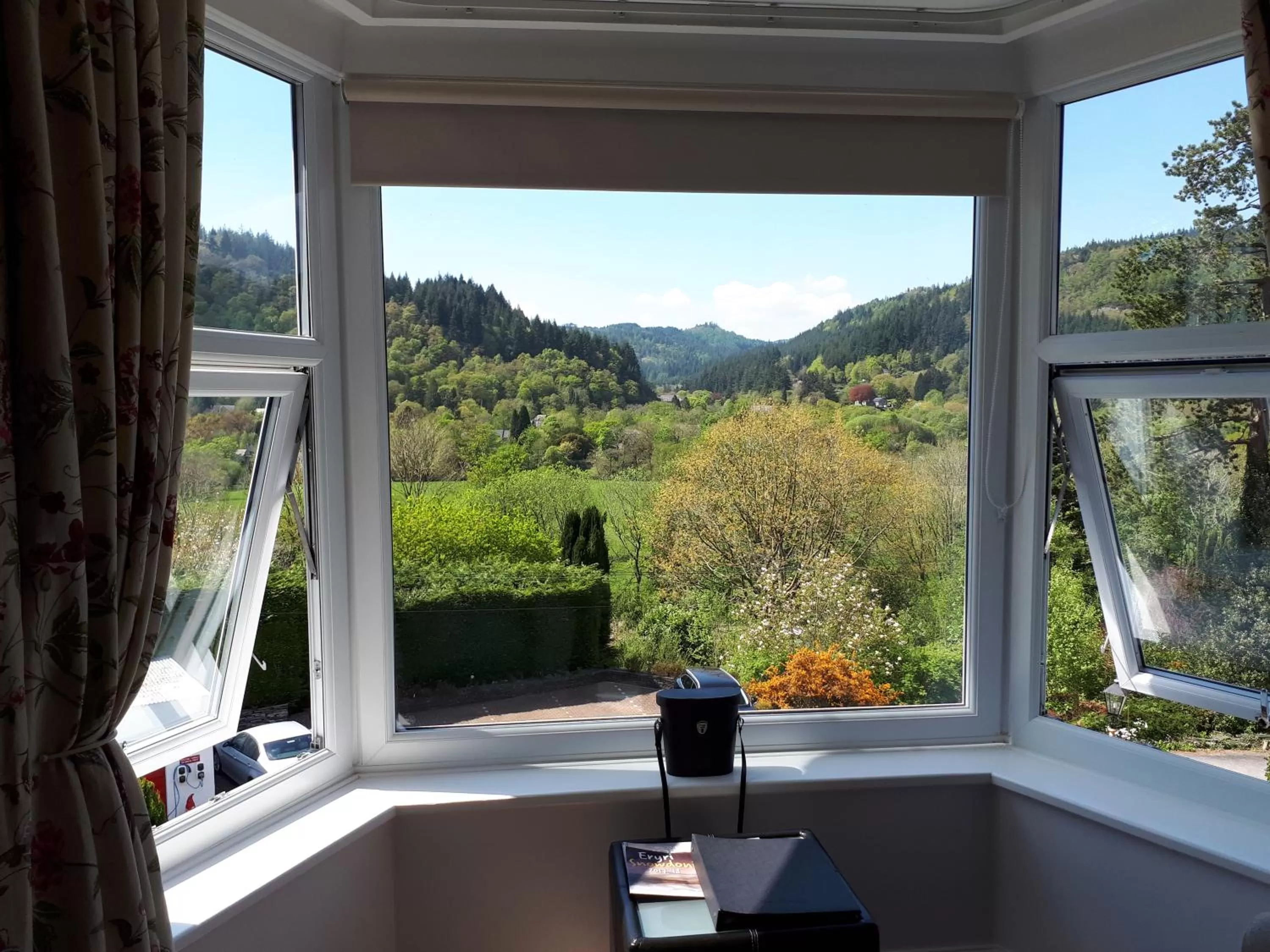 Mountain view in Aberconwy House B&B