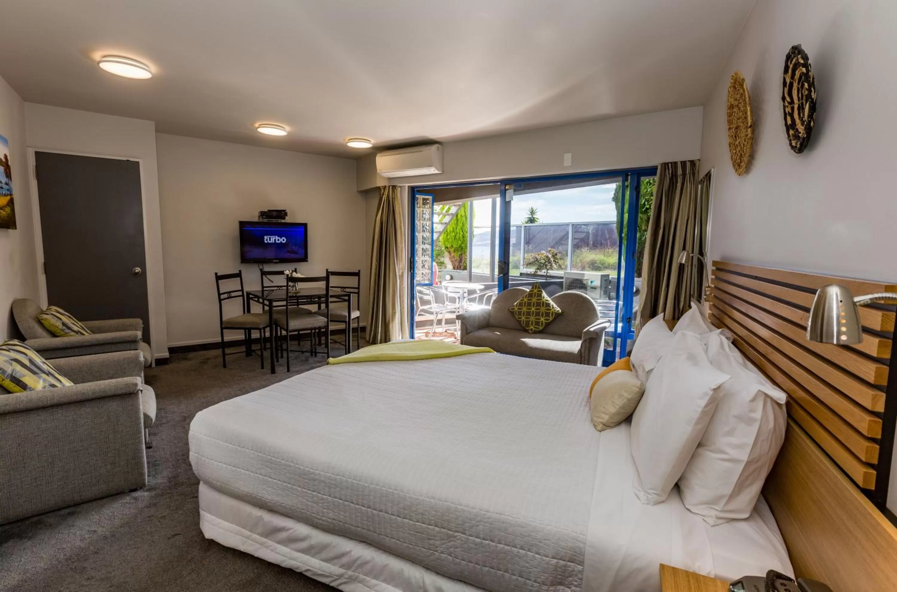 Bedroom, Bed in Clearwater Motor Lodge