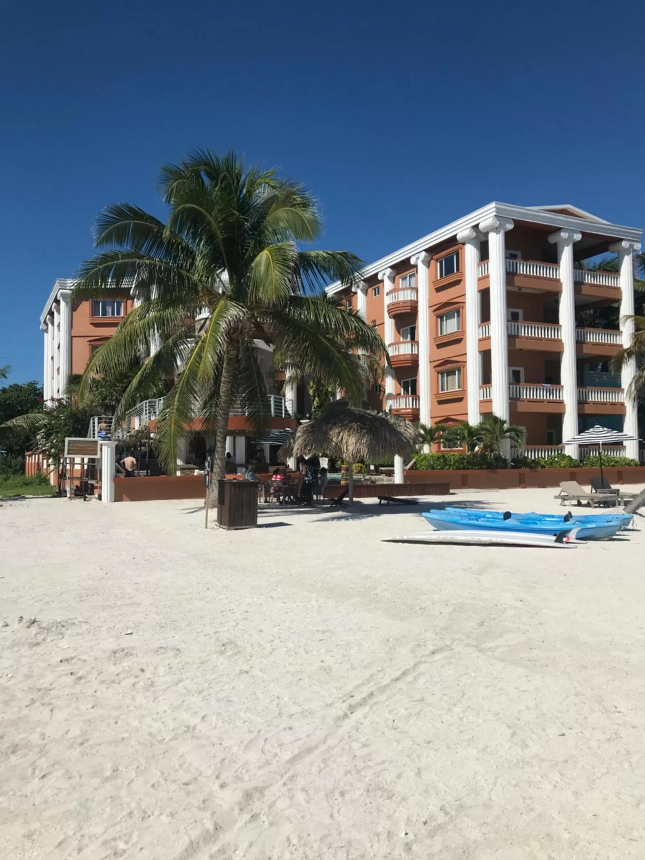 Property building in Lighthouse Beach Villas