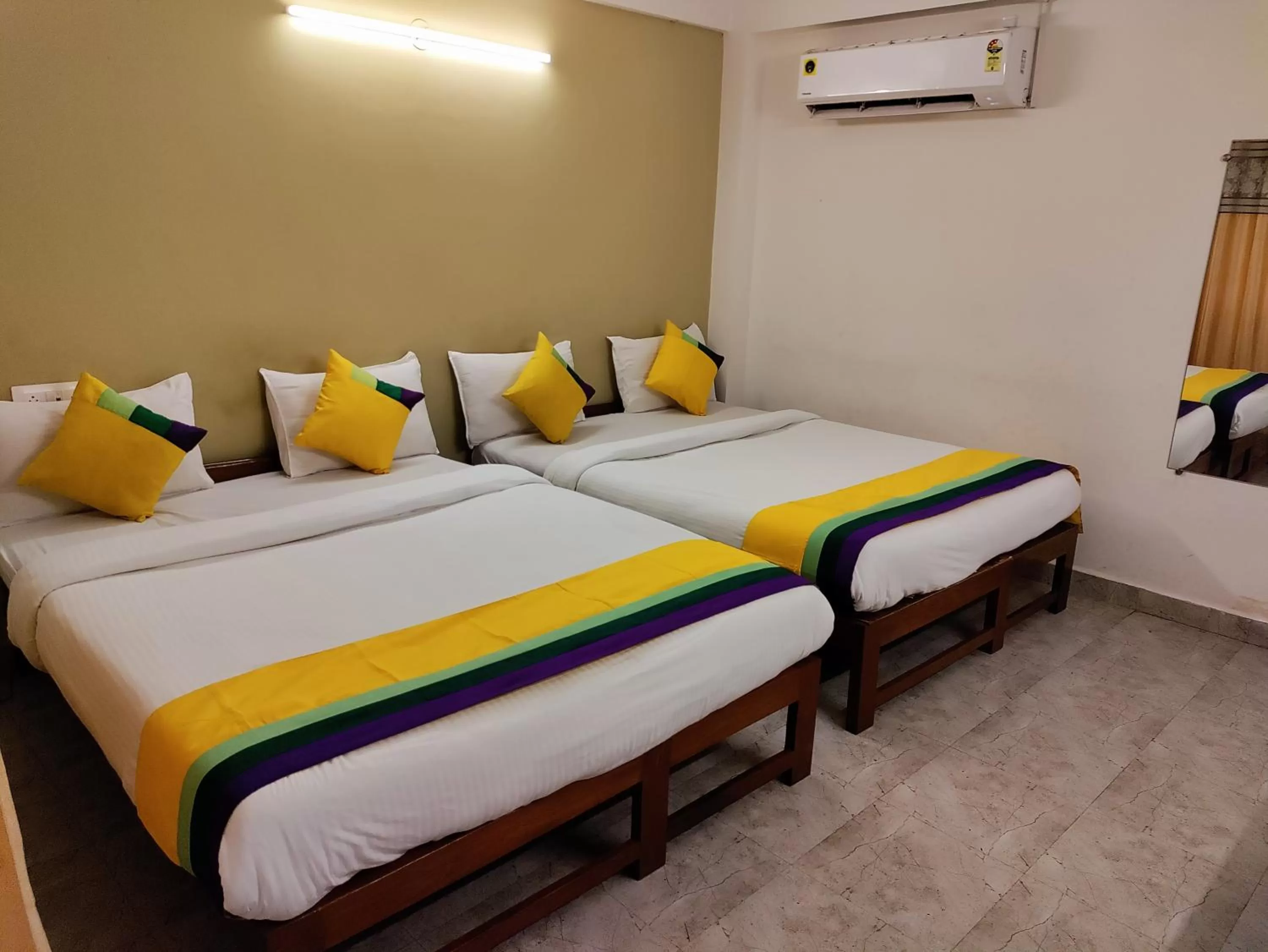 Bed in Itsy By Treebo - Samara Holiday Homes