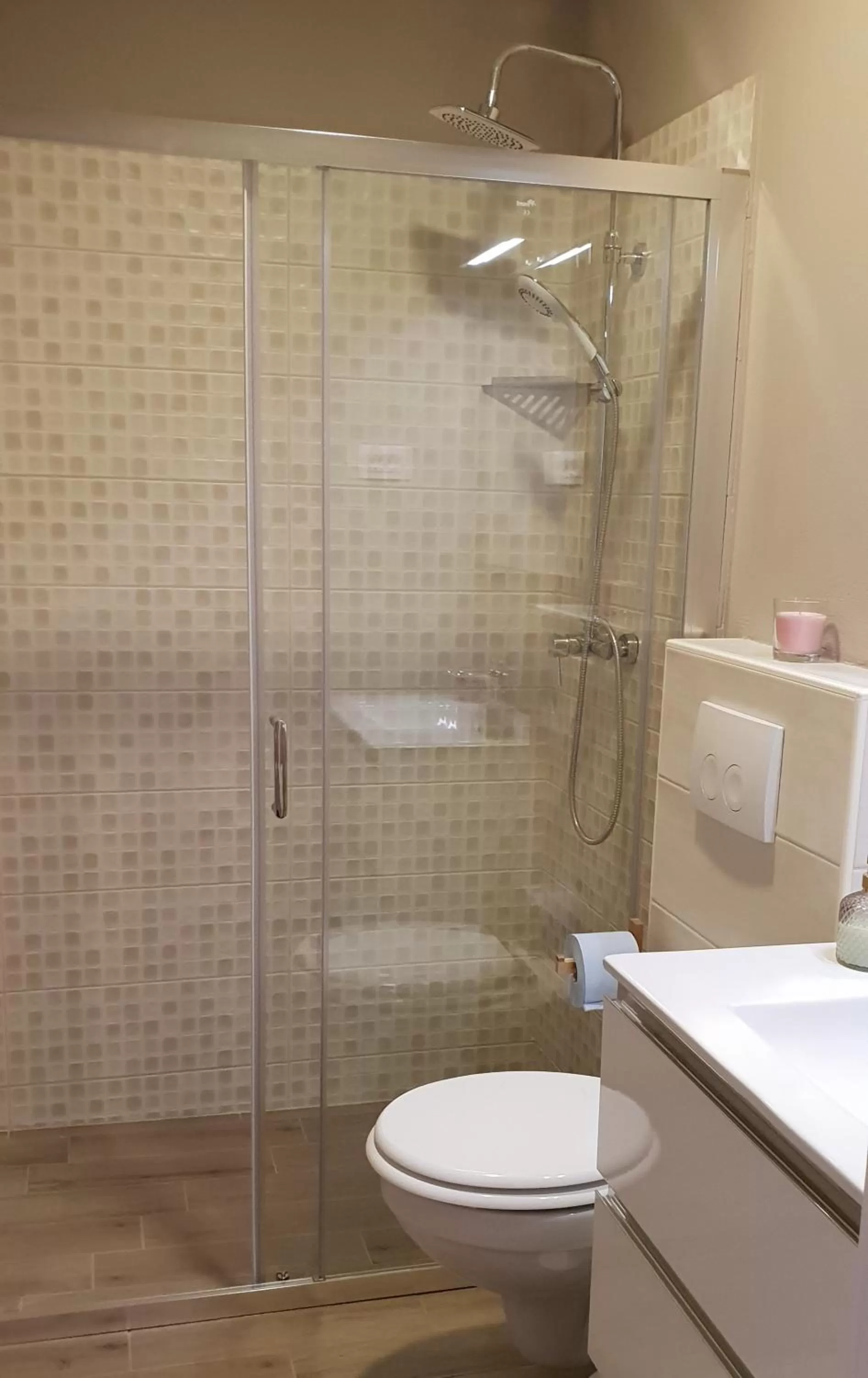 Shower in Resort Vidmar near Bled - rooms Vidmar