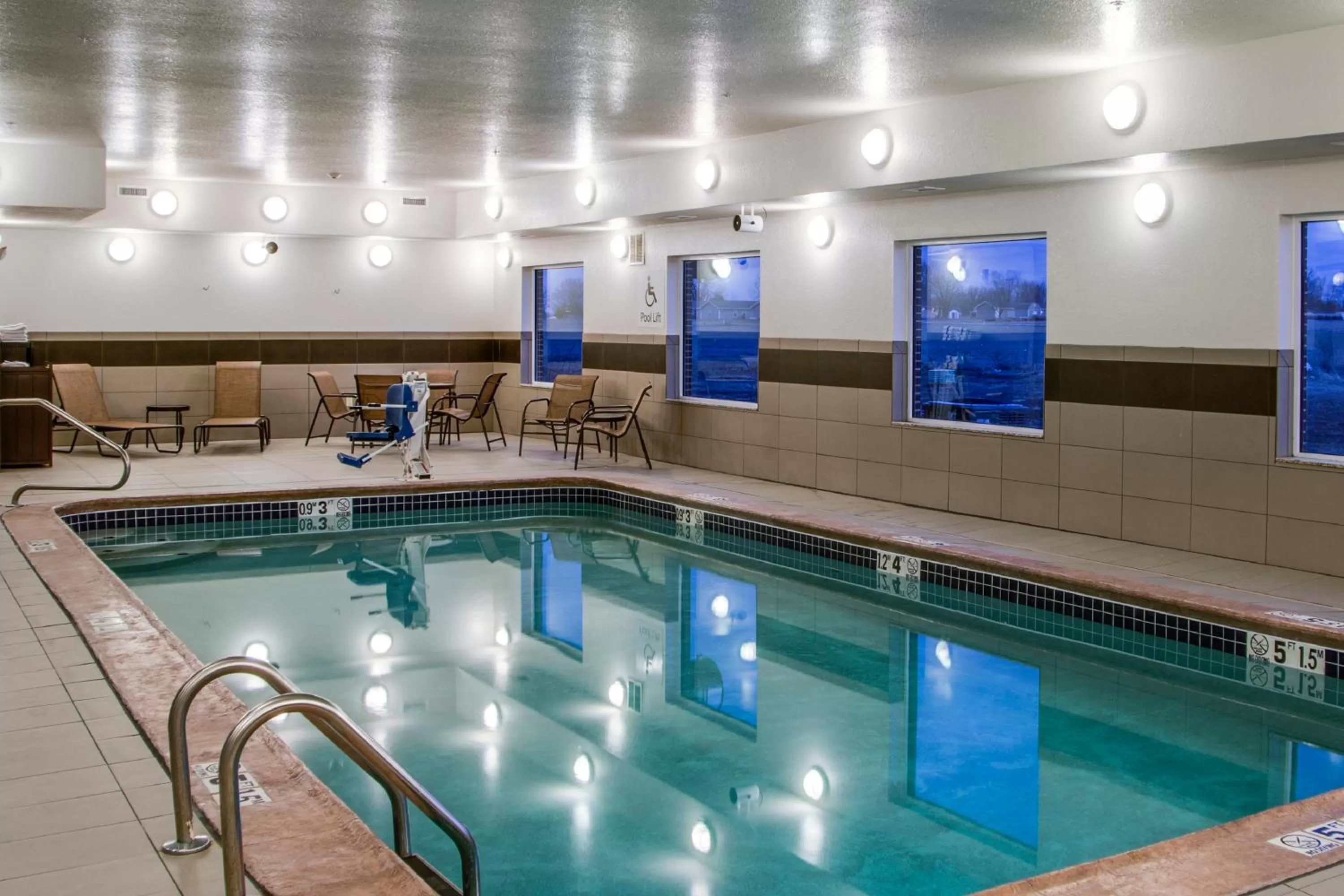 Swimming pool in Holiday Inn Express & Suites Nevada by IHG