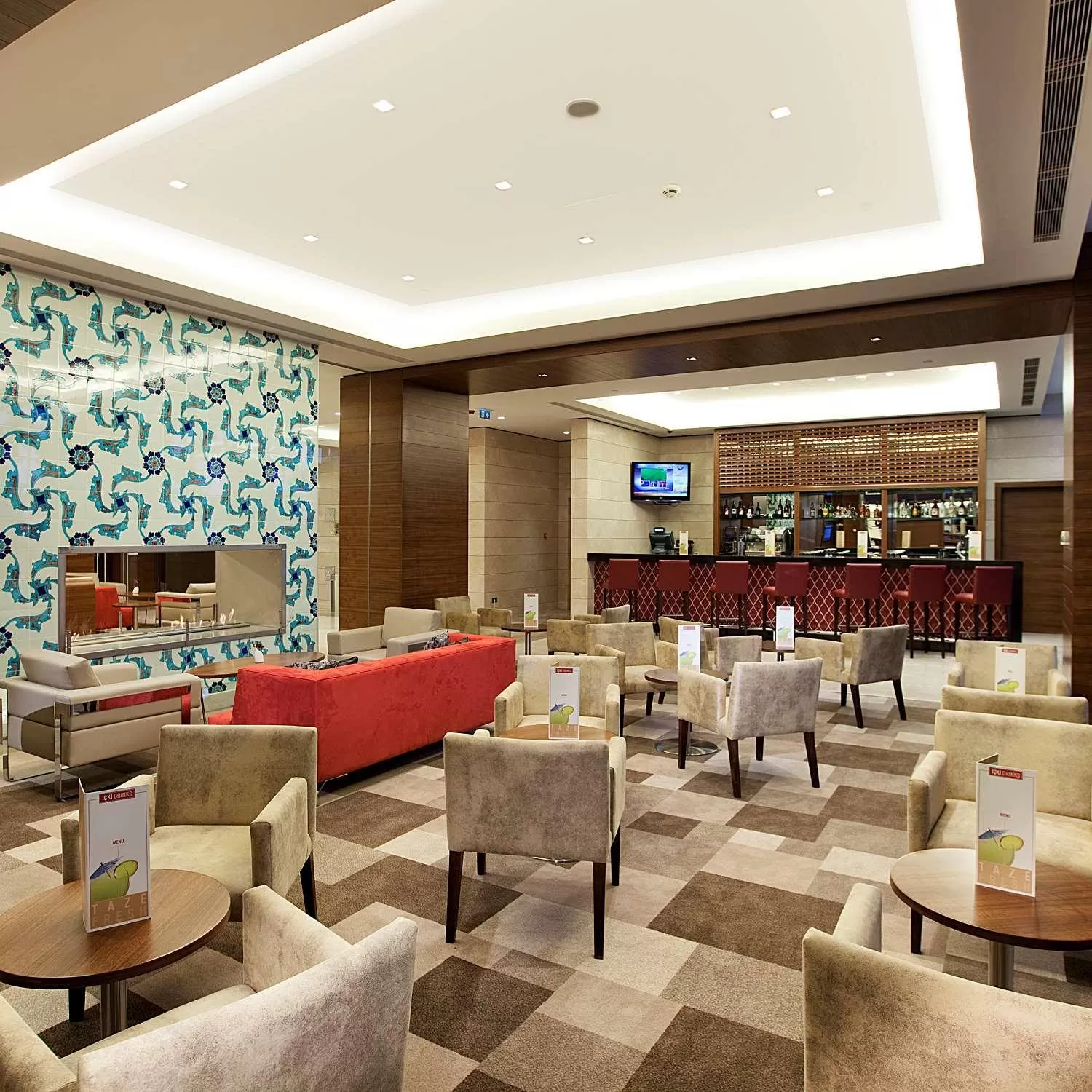 Lounge or bar in Hilton Garden Inn Konya