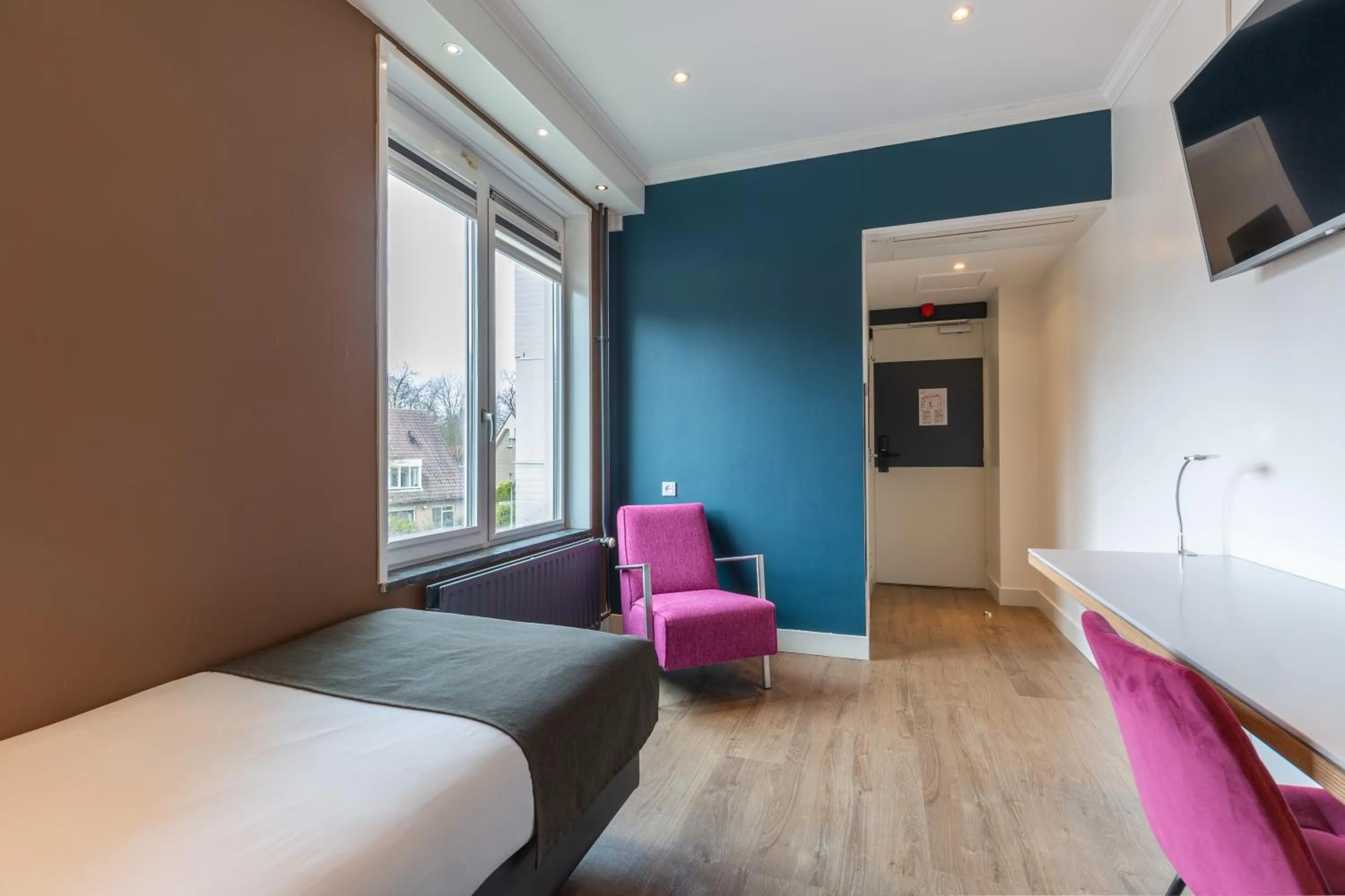 Bedroom, Bed in Amrâth Berghotel Amersfoort