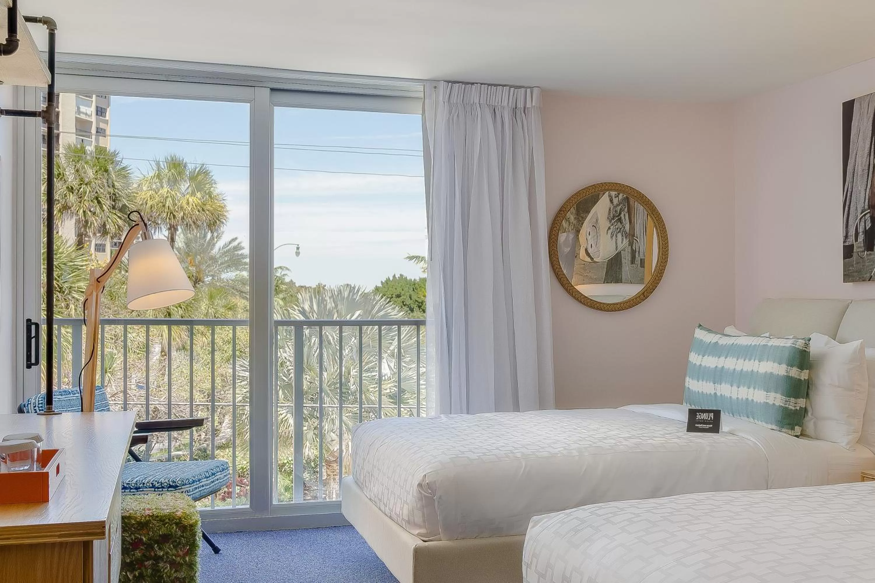 Bedroom, Bed in Plunge Beach Resort