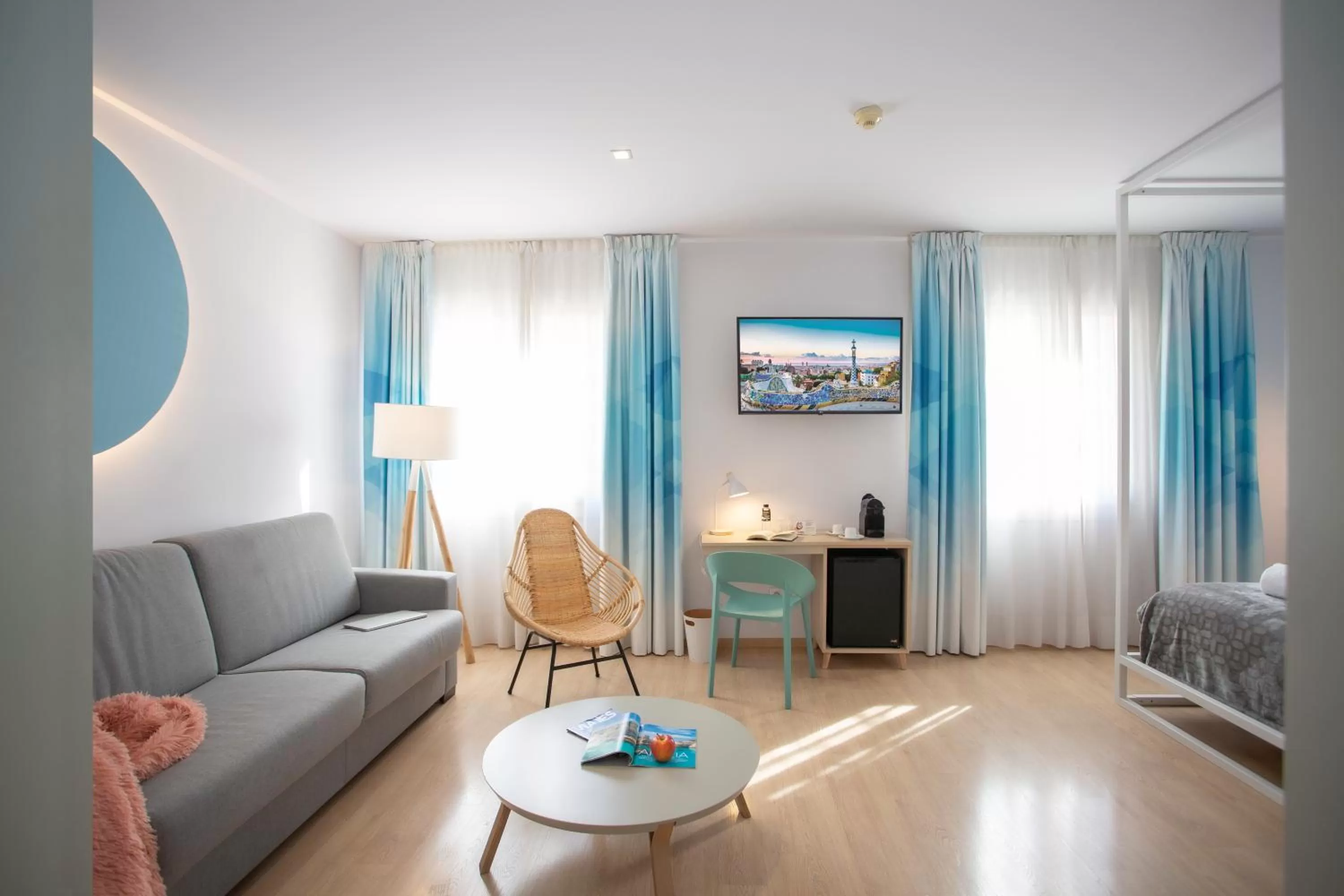 Photo of the whole room in Casual Colours Barcelona