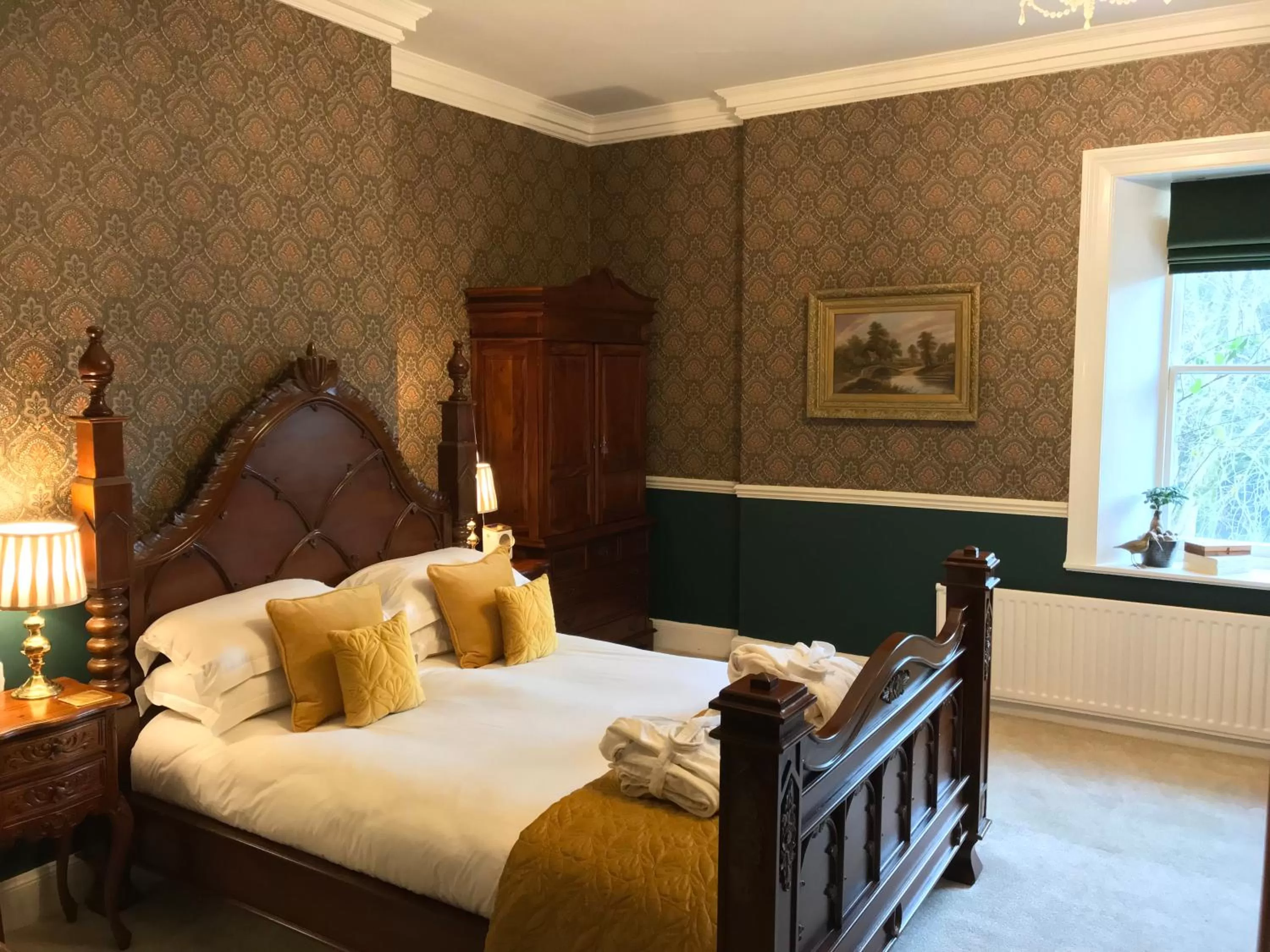 Bed in West Layton Manor