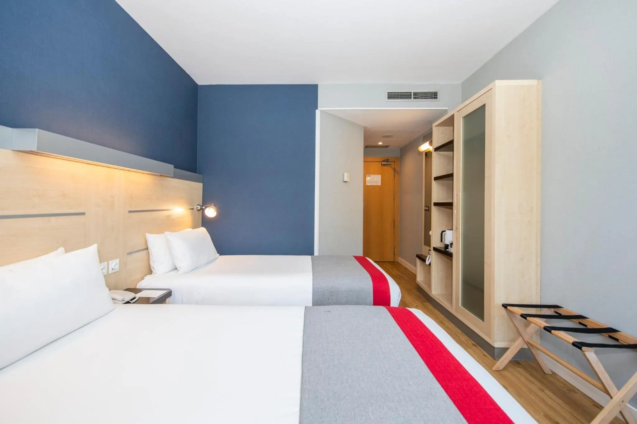 Photo of the whole room, Bed in Holiday Inn Express Barcelona - Montmeló by IHG