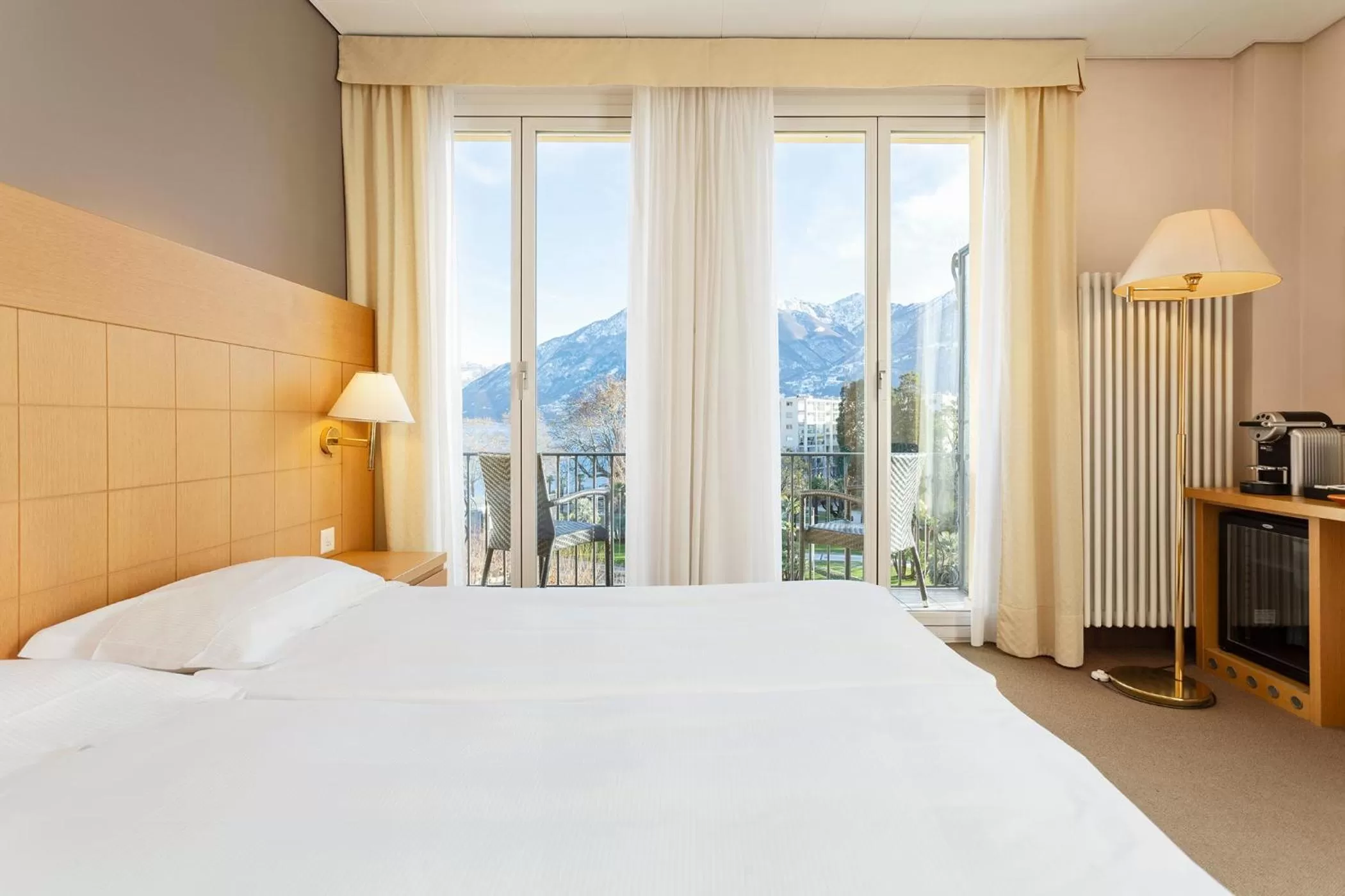 Double Room with Balcony and View in Hotel Du Lac