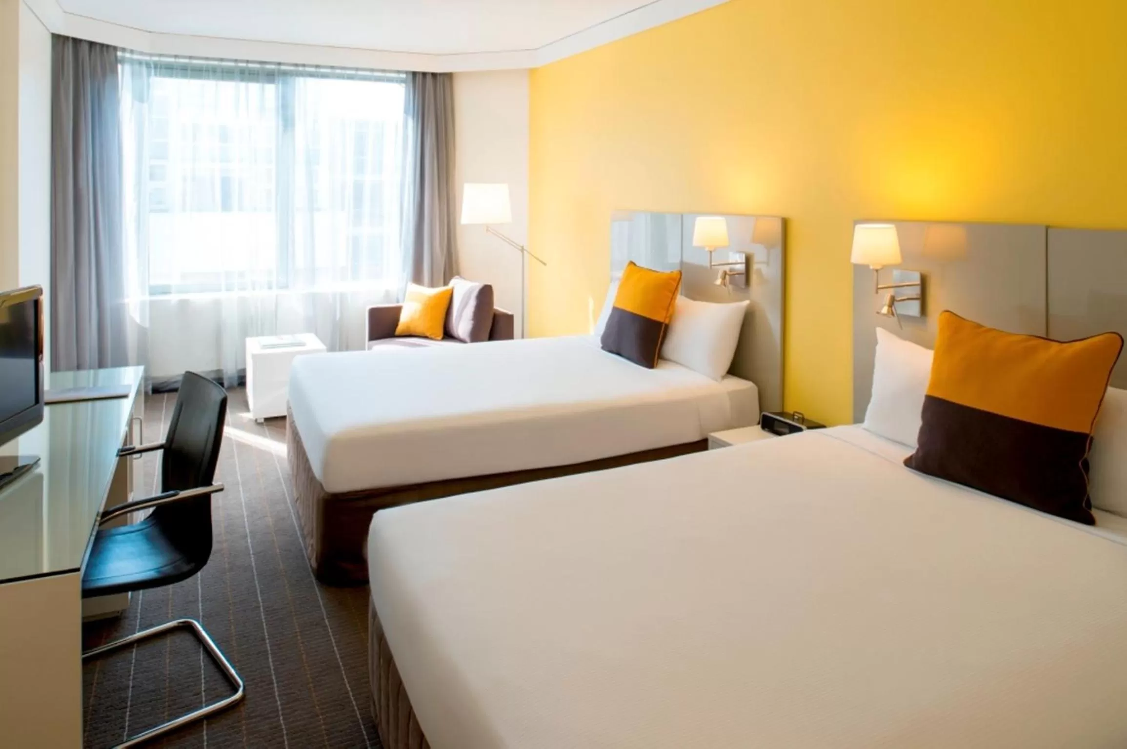Executive Twin Room with 2 Queen Beds in Novotel Sydney Central