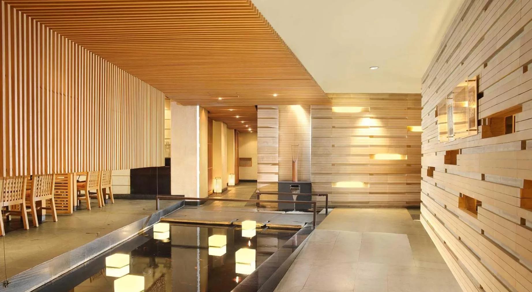 Restaurant/places to eat in AYANA Midplaza JAKARTA