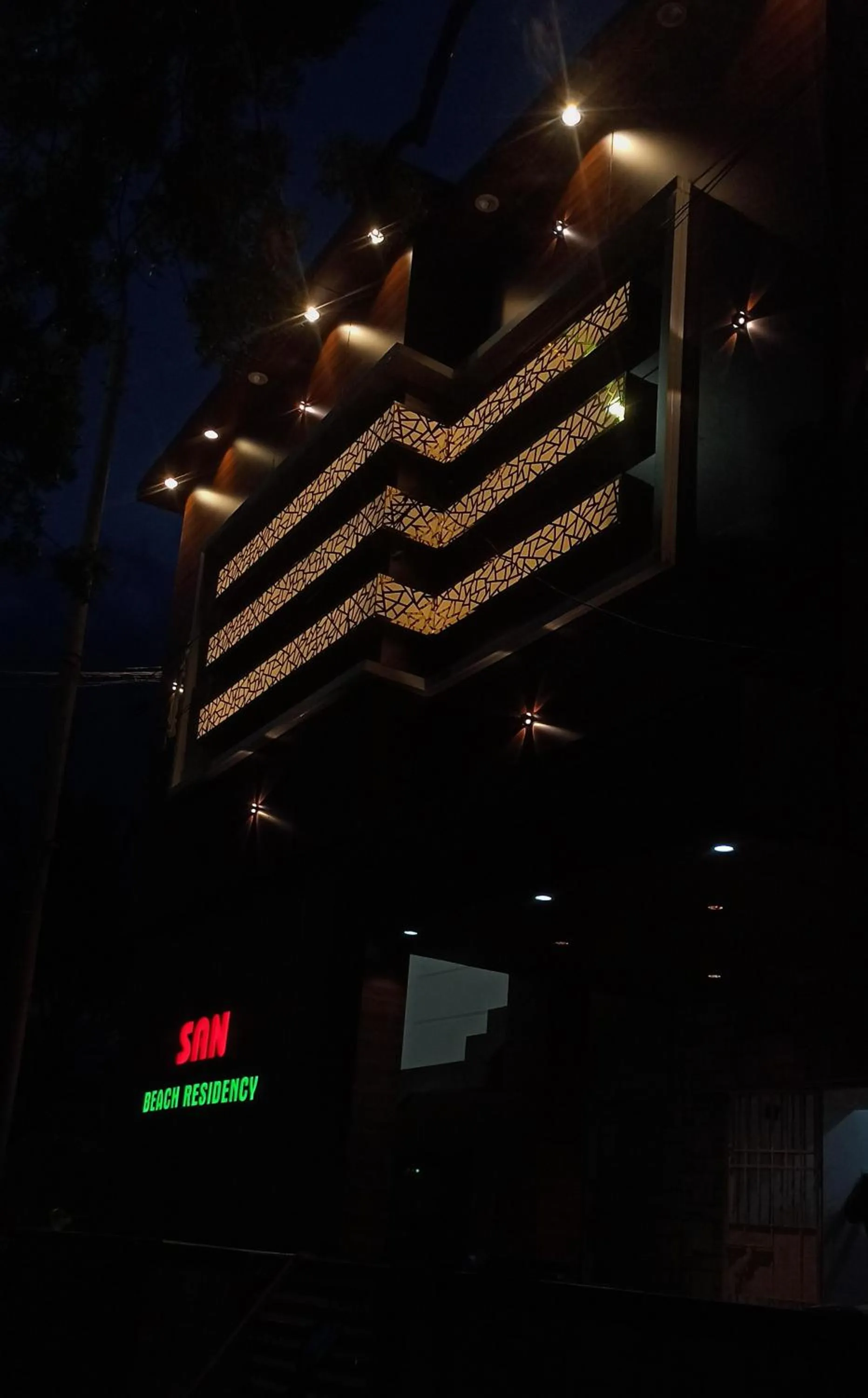 Property building in SAN BEACH RESIDENCY