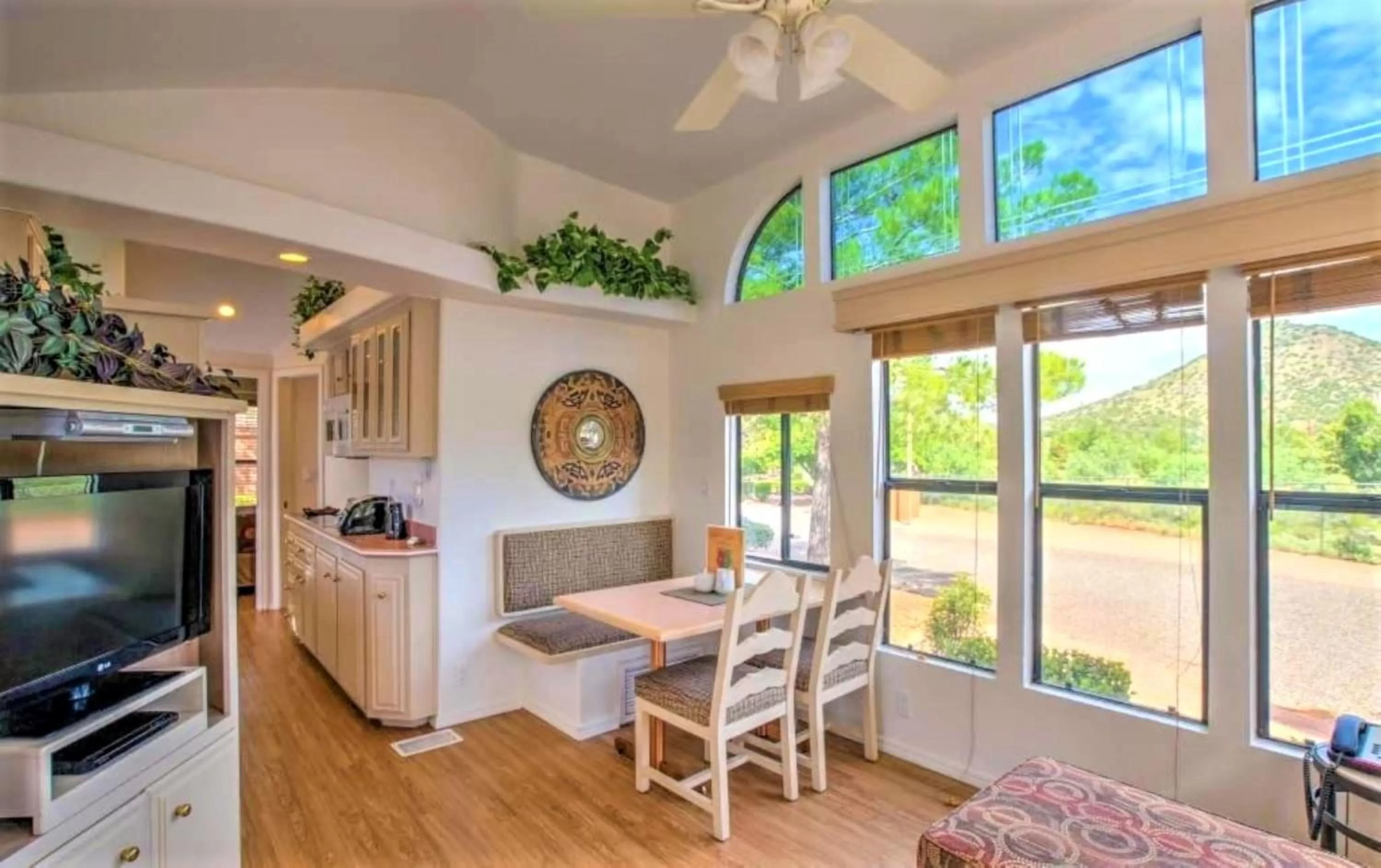 Seating area in Sedona Pines Resort