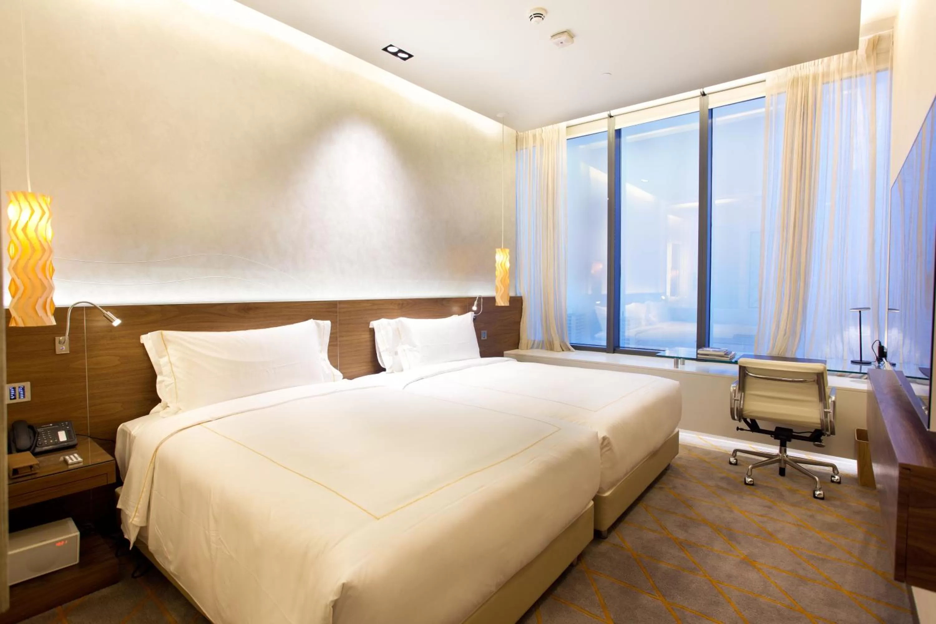 Bed in One Farrer Hotel