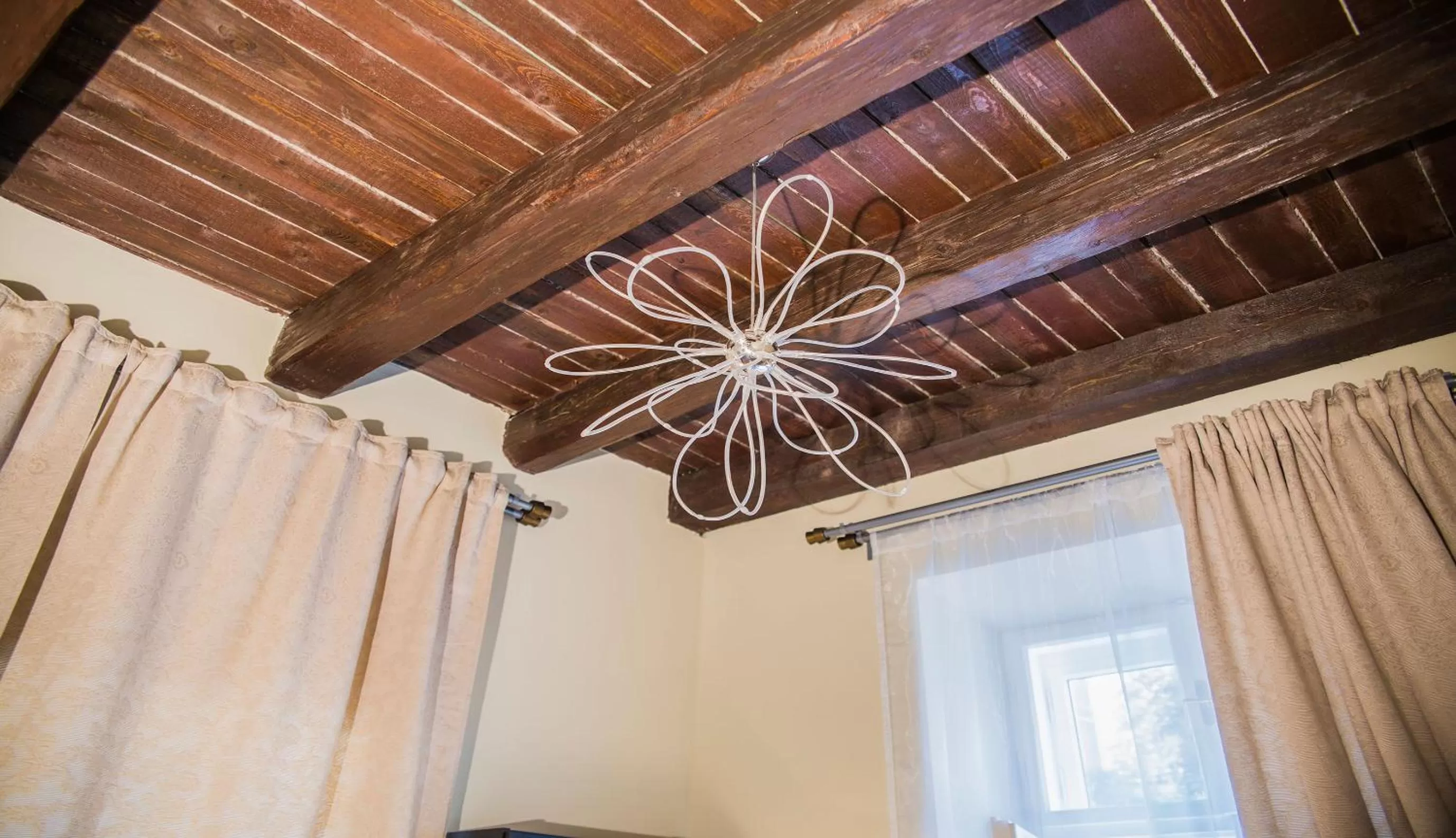 Decorative detail in Dům U pikové desítky