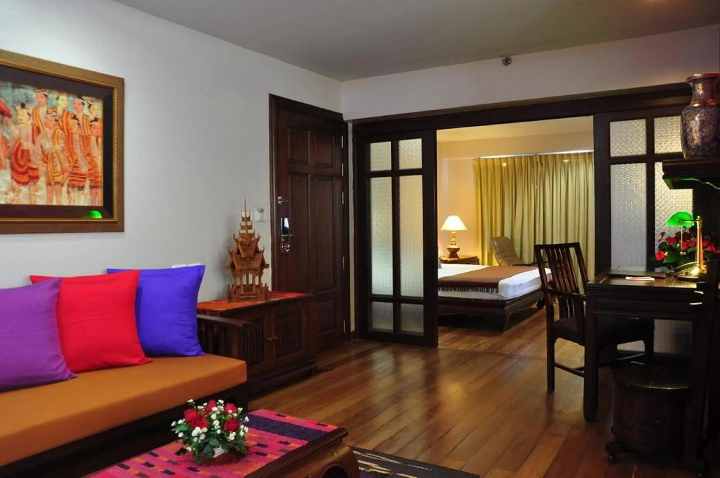 Living room, Bed in The Siam Heritage Hotel