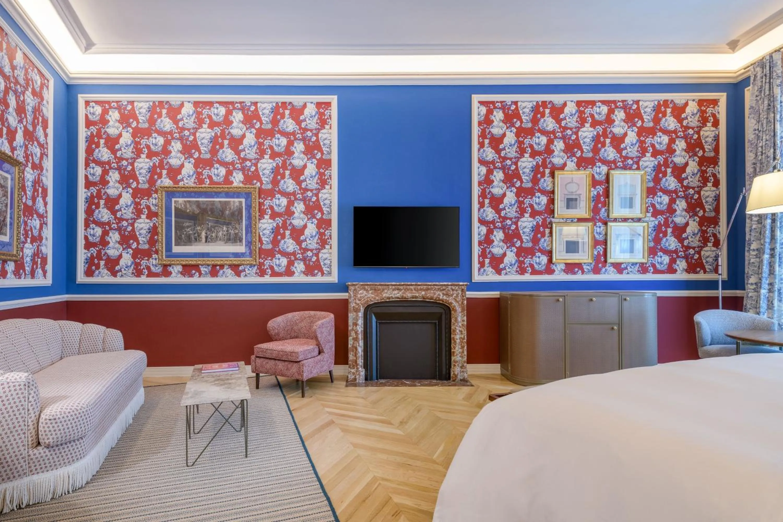 Photo of the whole room, Bed in Santo Mauro, a Luxury Collection Hotel, Madrid