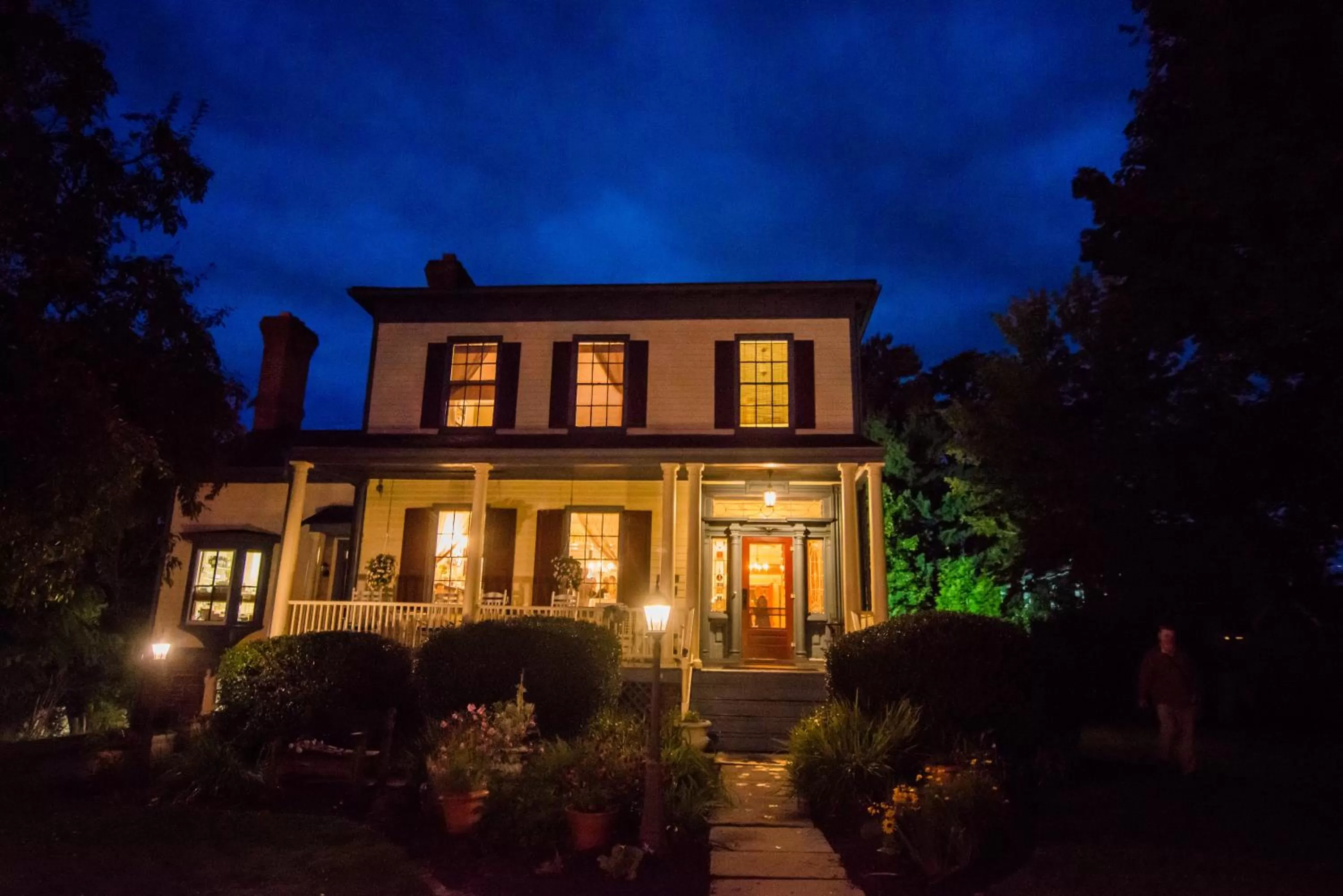 Facade/entrance, Property Building in The Borland House Inn