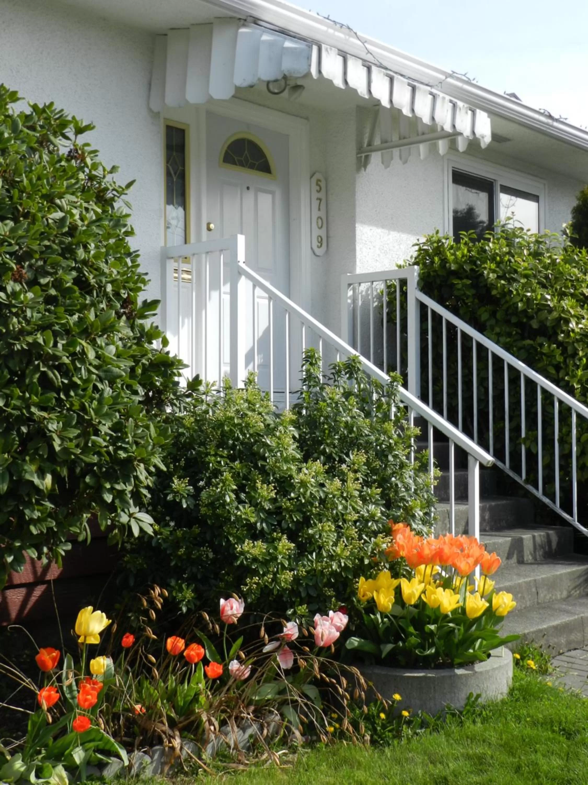 Facade/entrance, Property Building in Serenity