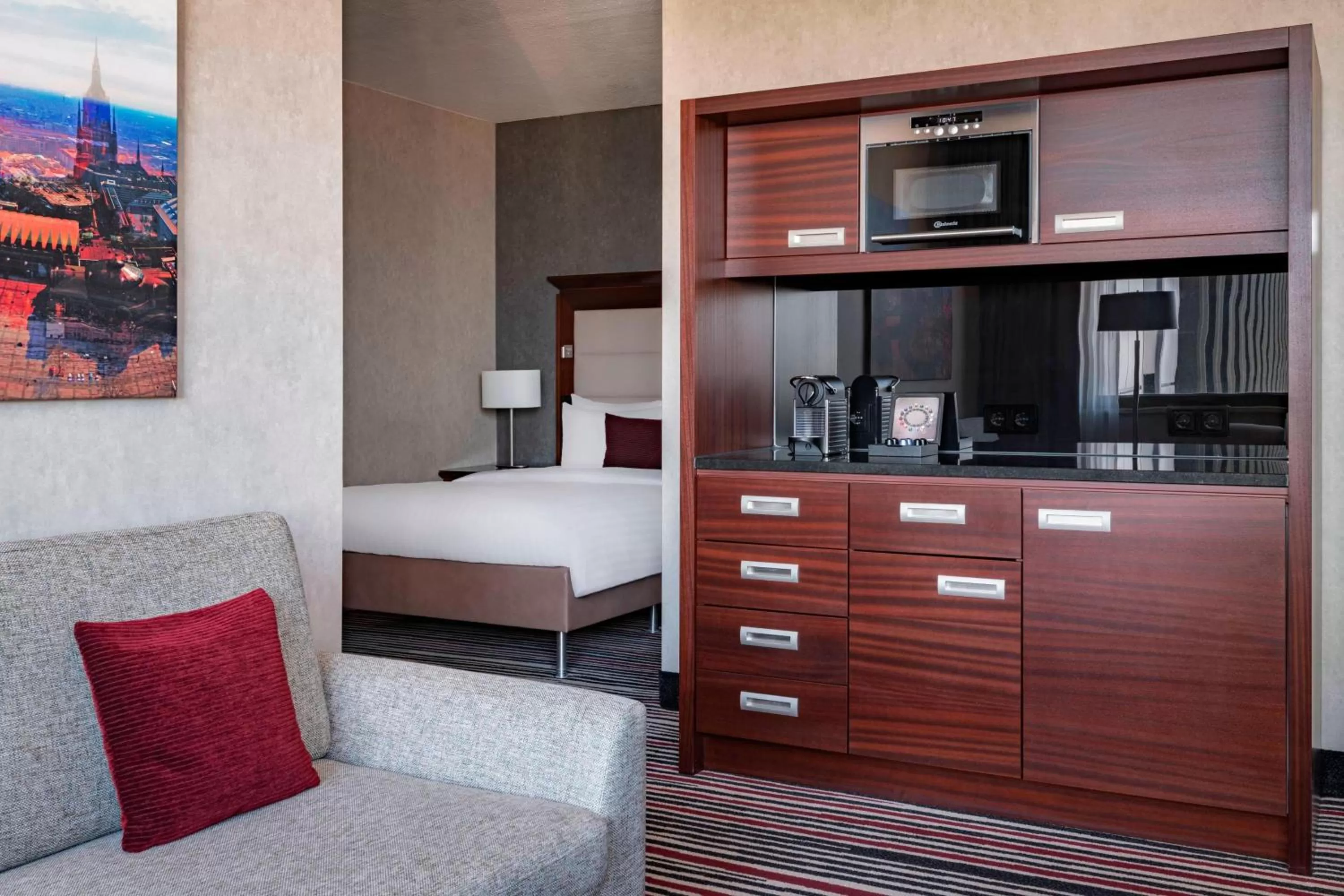 Bedroom, Bed in Frankfurt Marriott Hotel