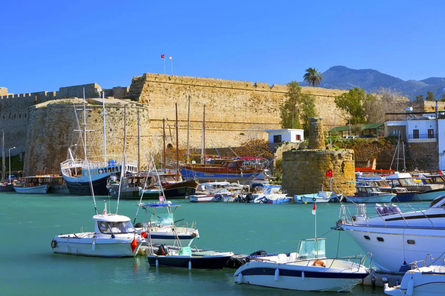 Kyrenia British Harbour Hotel