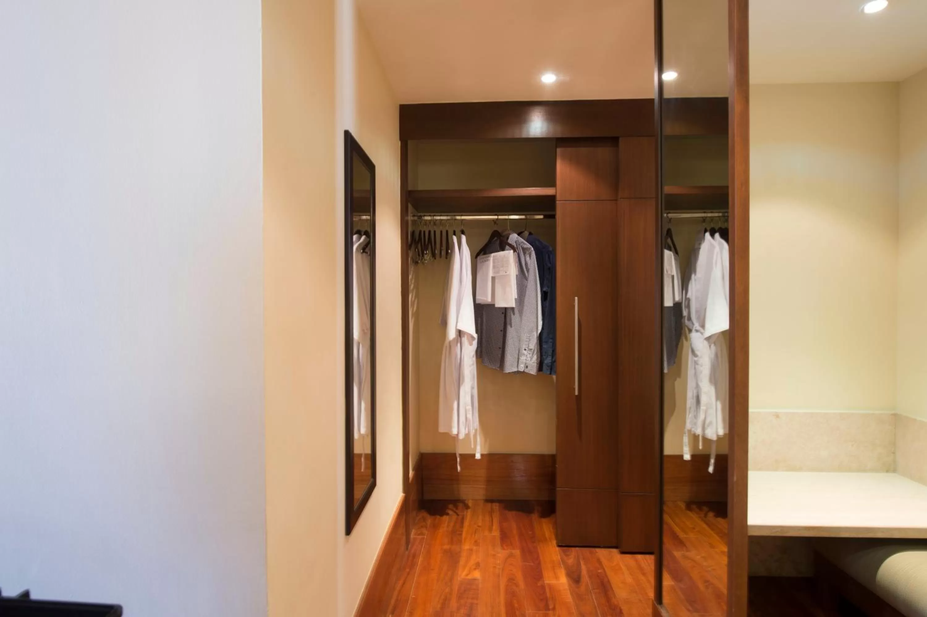 Photo of the whole room in Grand Fiesta Americana Queretaro