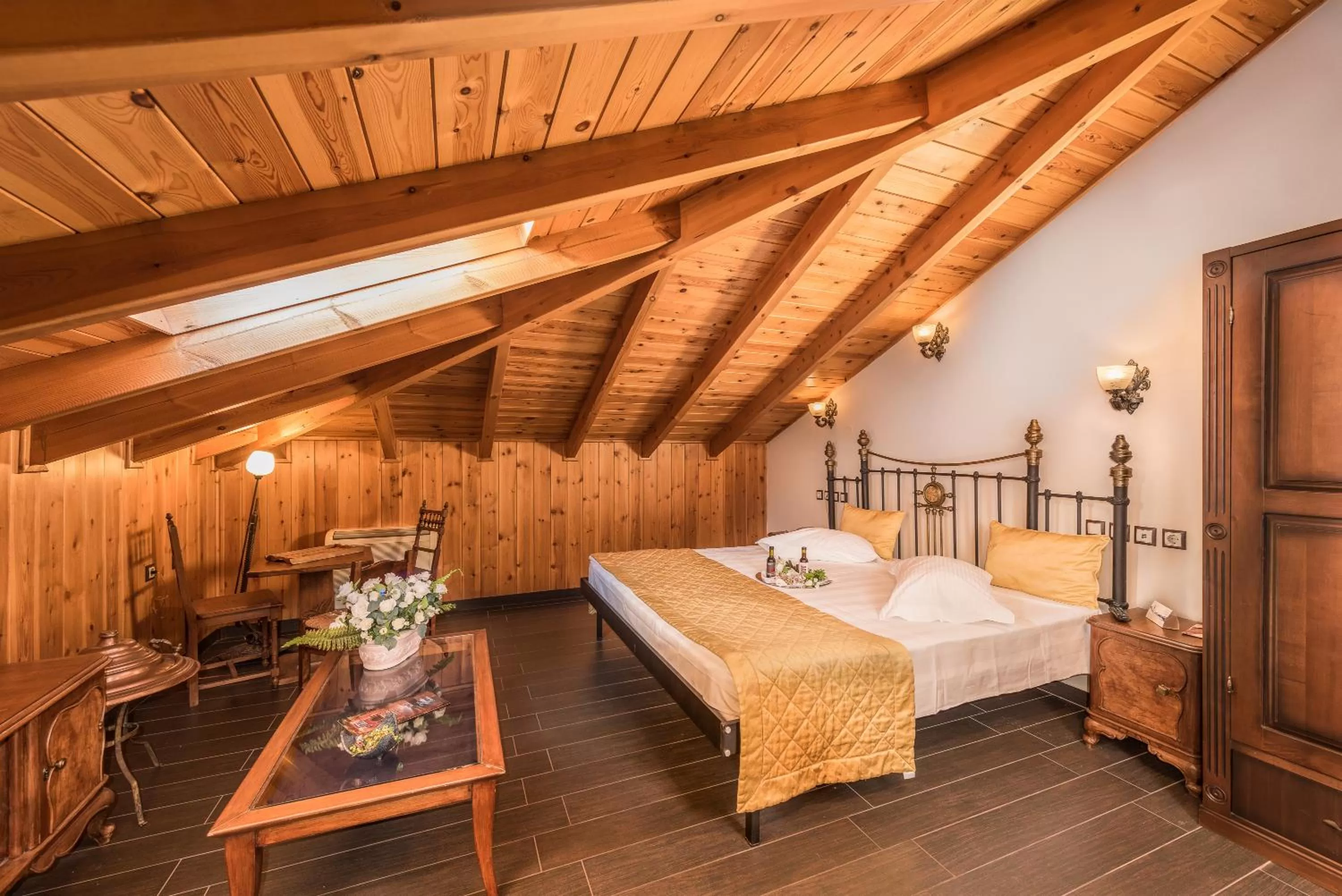 Photo of the whole room, Bed in Theofilos Paradise Boutique Hotel