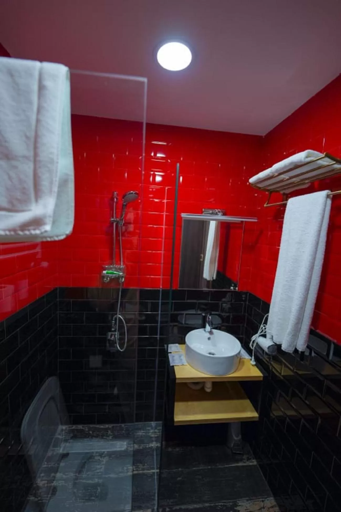 Bathroom in Hotel Linge