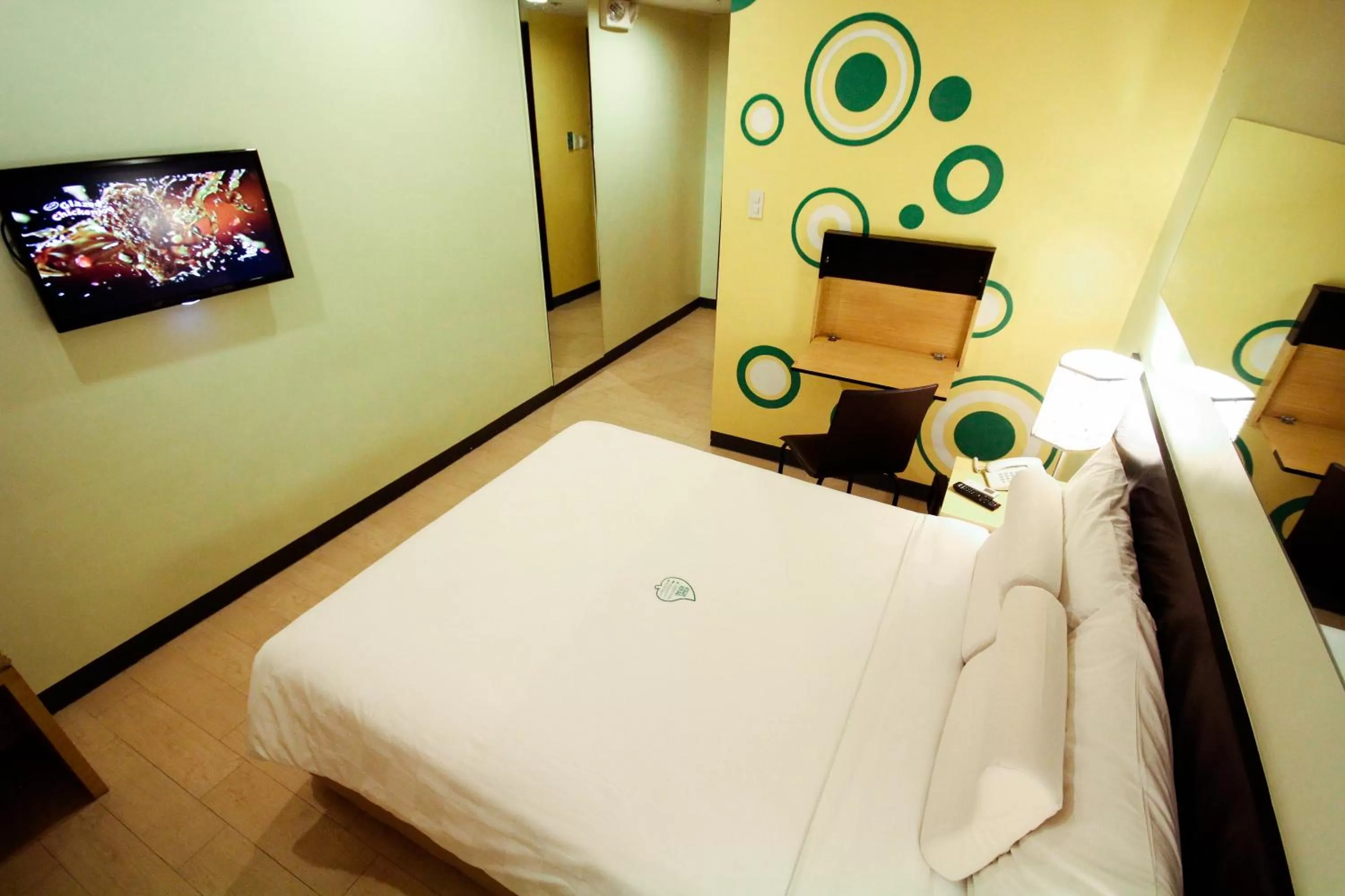Bed in Go Hotels Iloilo