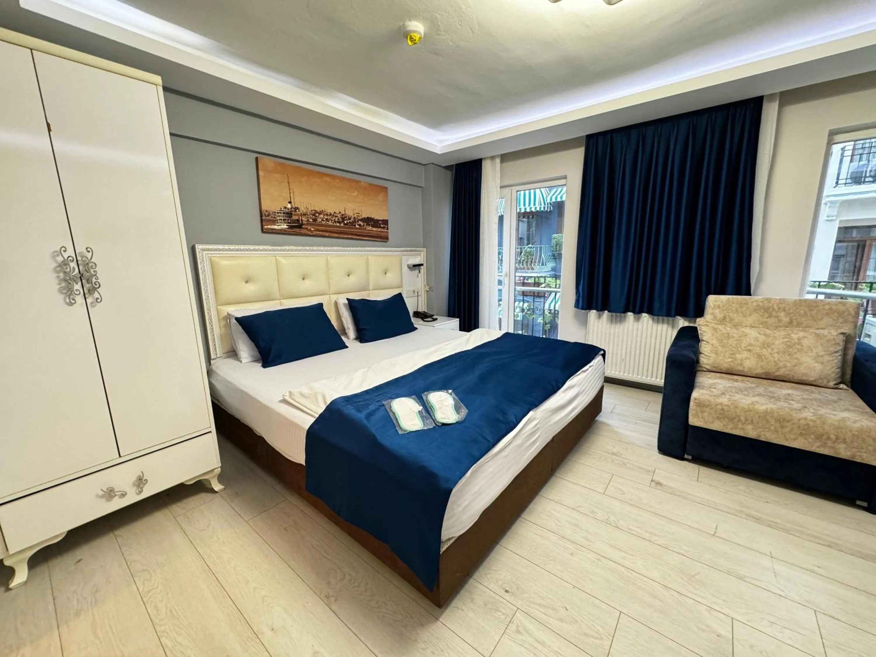 Bed in Taksim Istiklal Suites