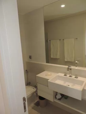Bathroom in Ocean Flat