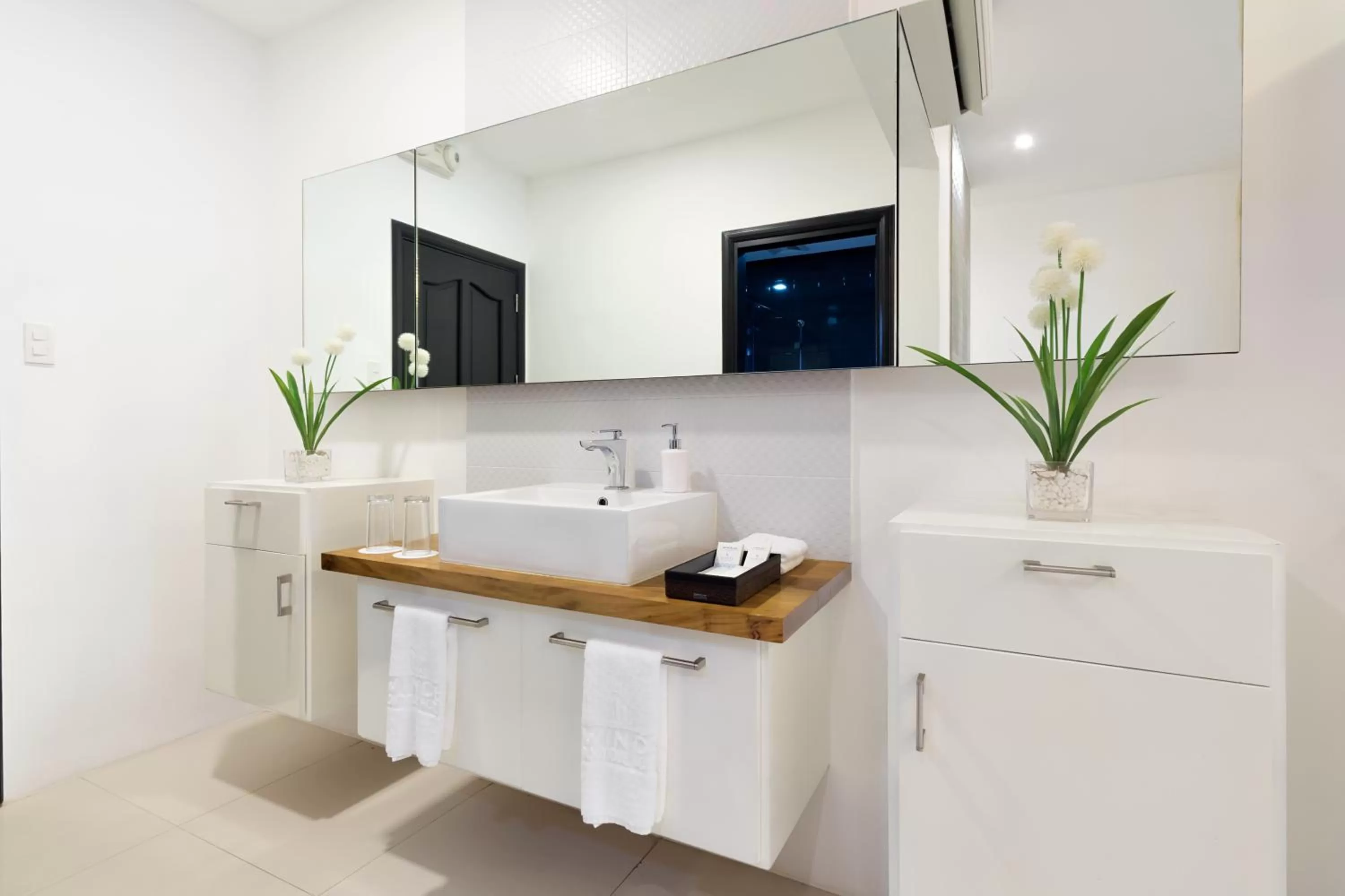 Area and facilities in Winds Boutique Hotel