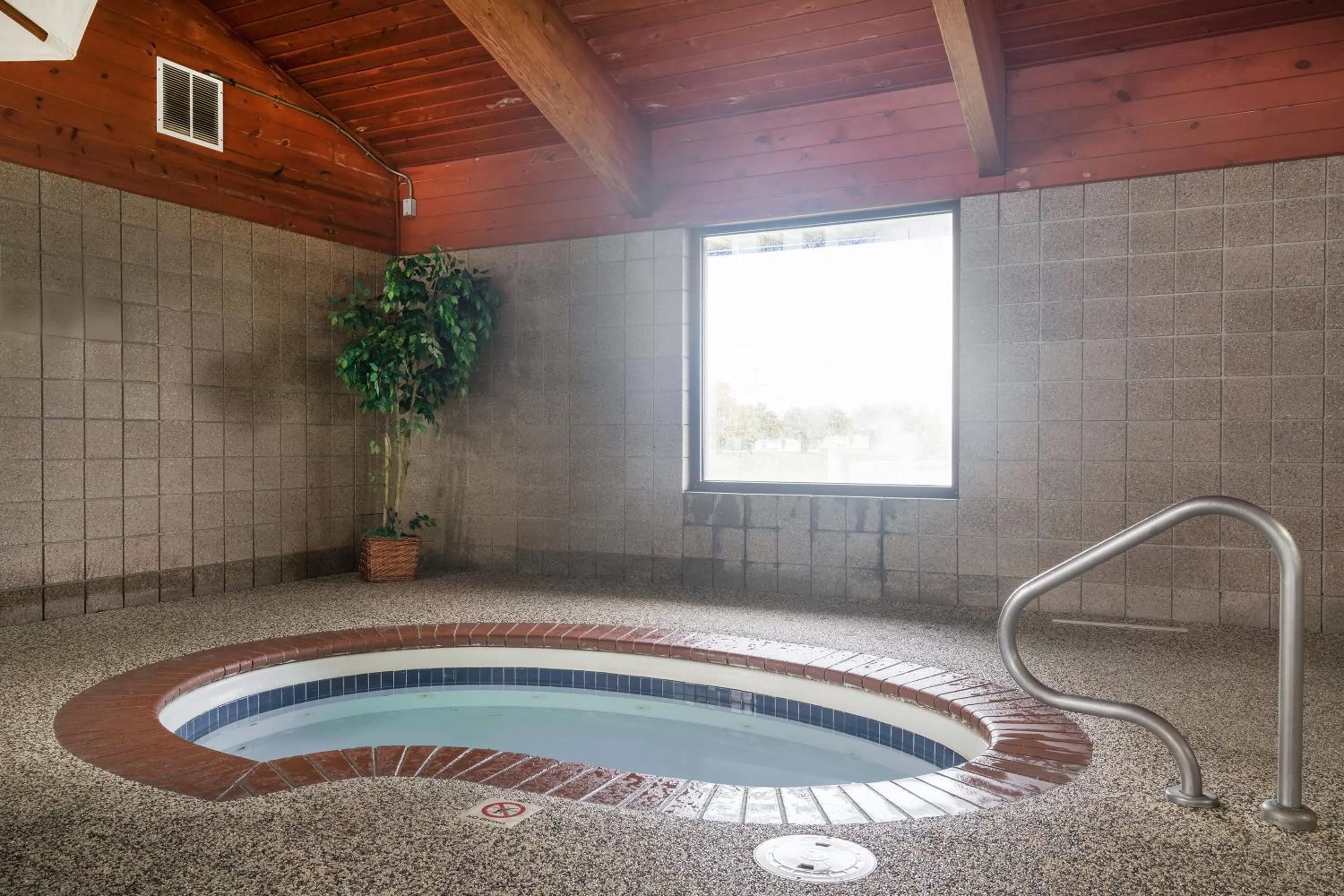 Swimming pool in AmericInn by Wyndham Rapid City