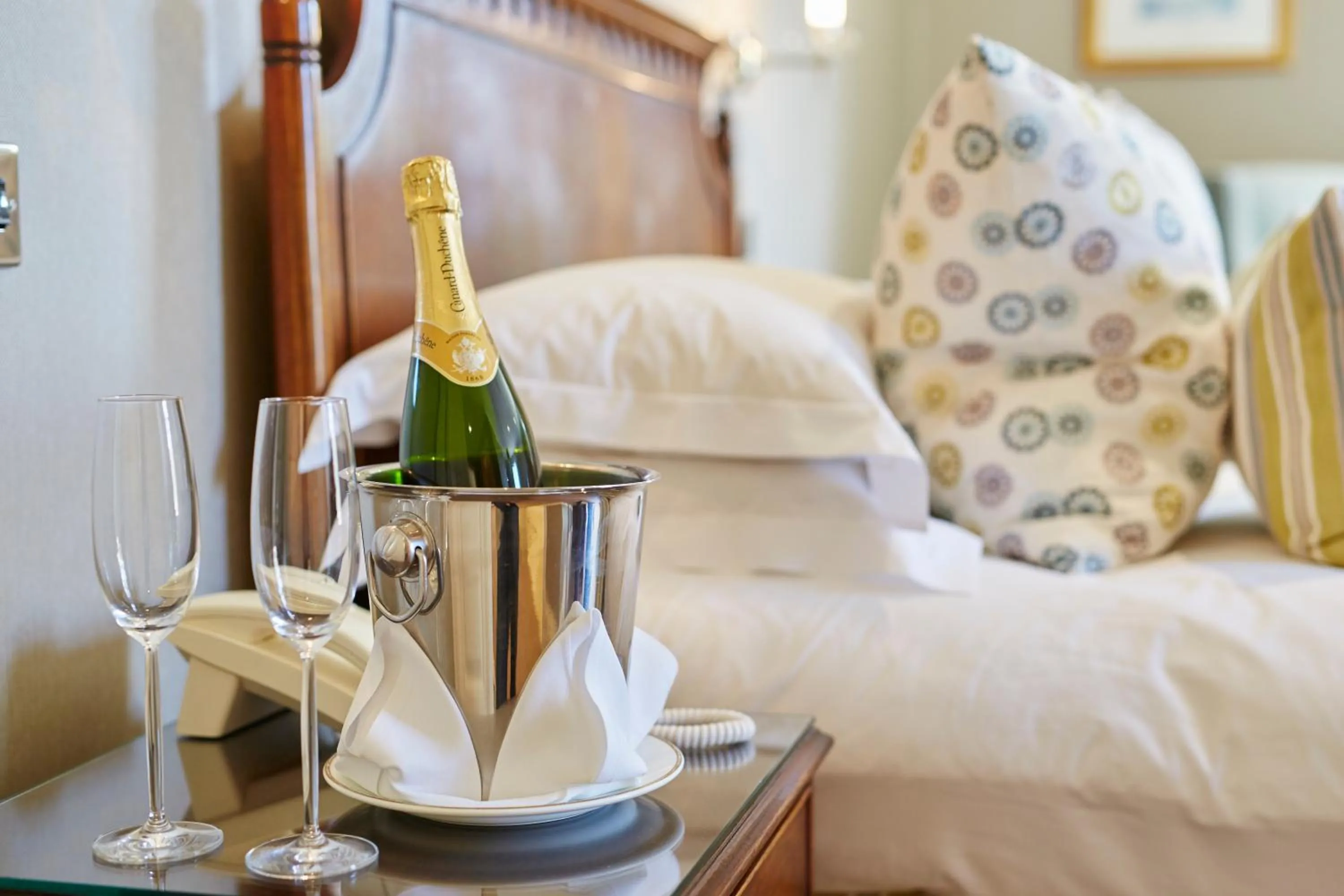 Bedroom, Bed in Tylney Hall Hotel