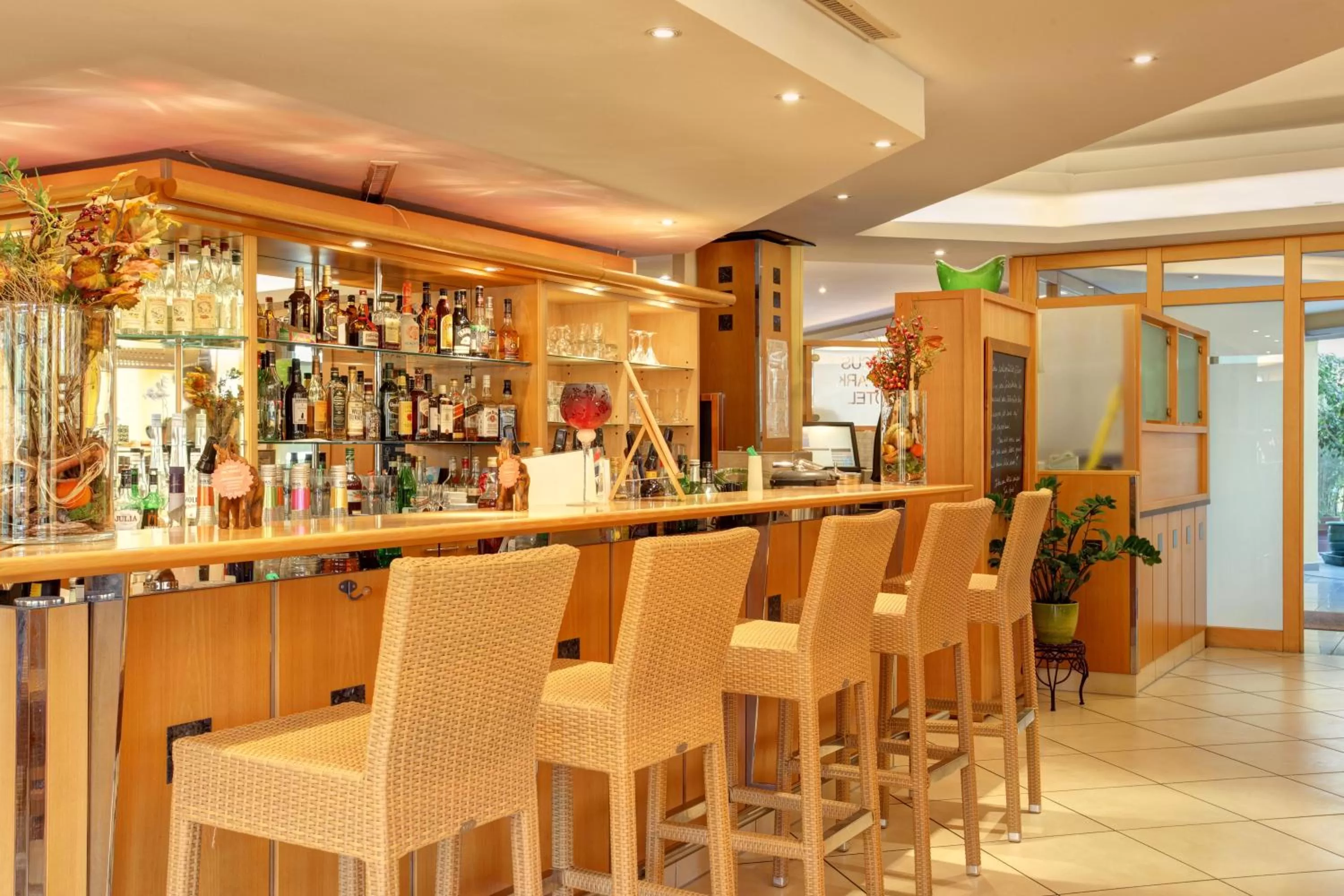 Lounge or bar in ABACUS Tierpark Hotel