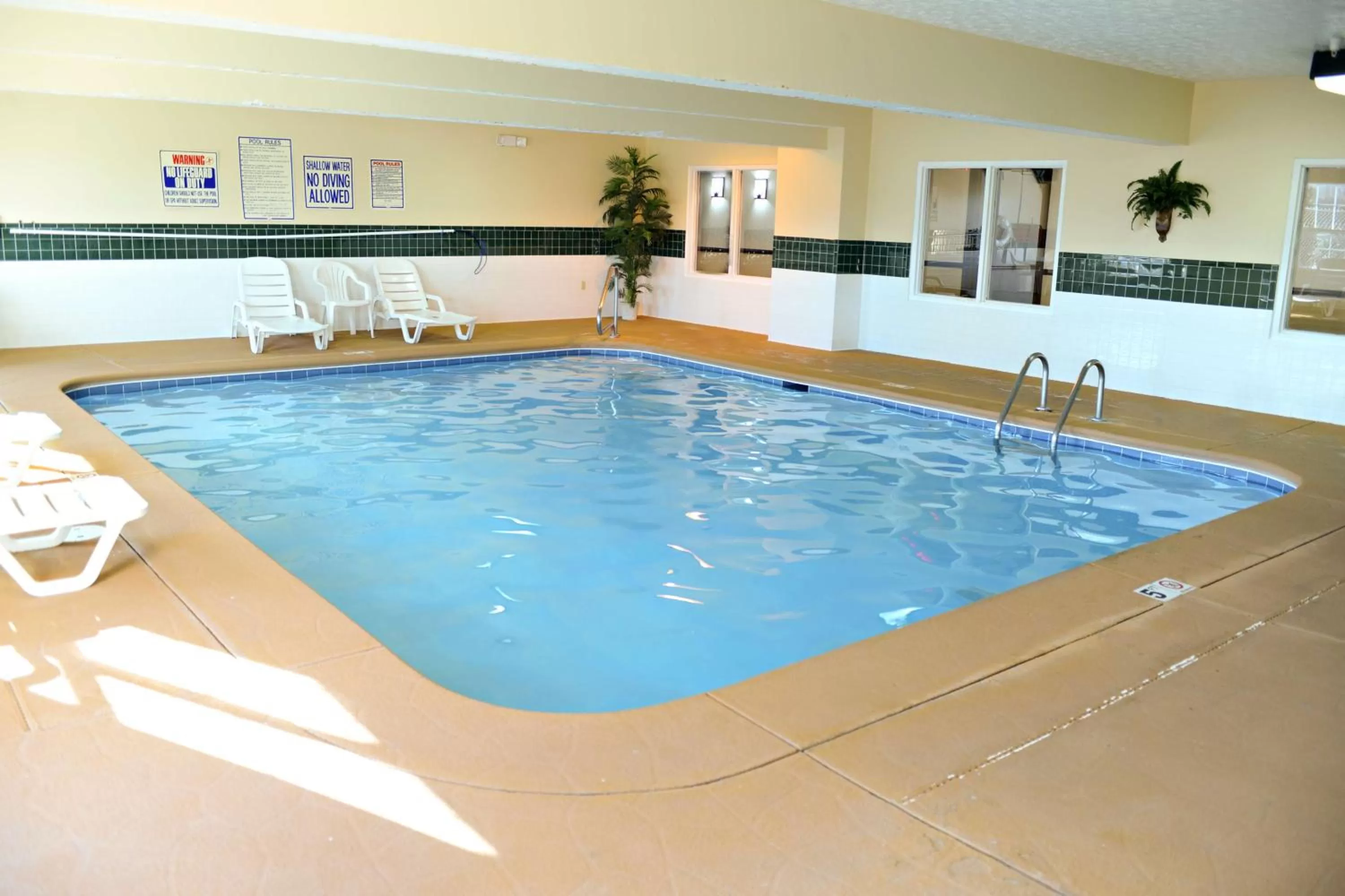 Country Inn & Suites by Radisson, Fairborn South, OH