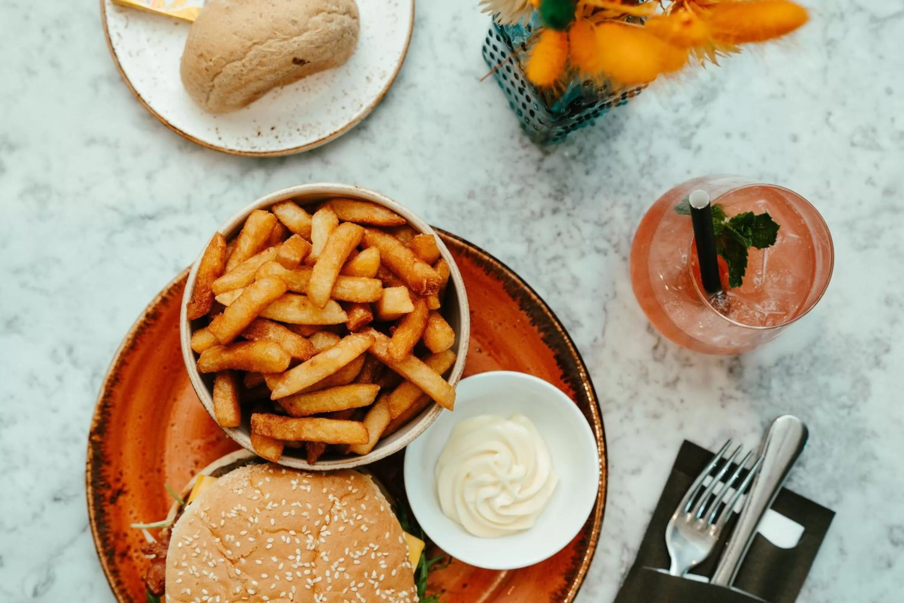 Restaurant/places to eat in Residence Inn by Marriott Ghent