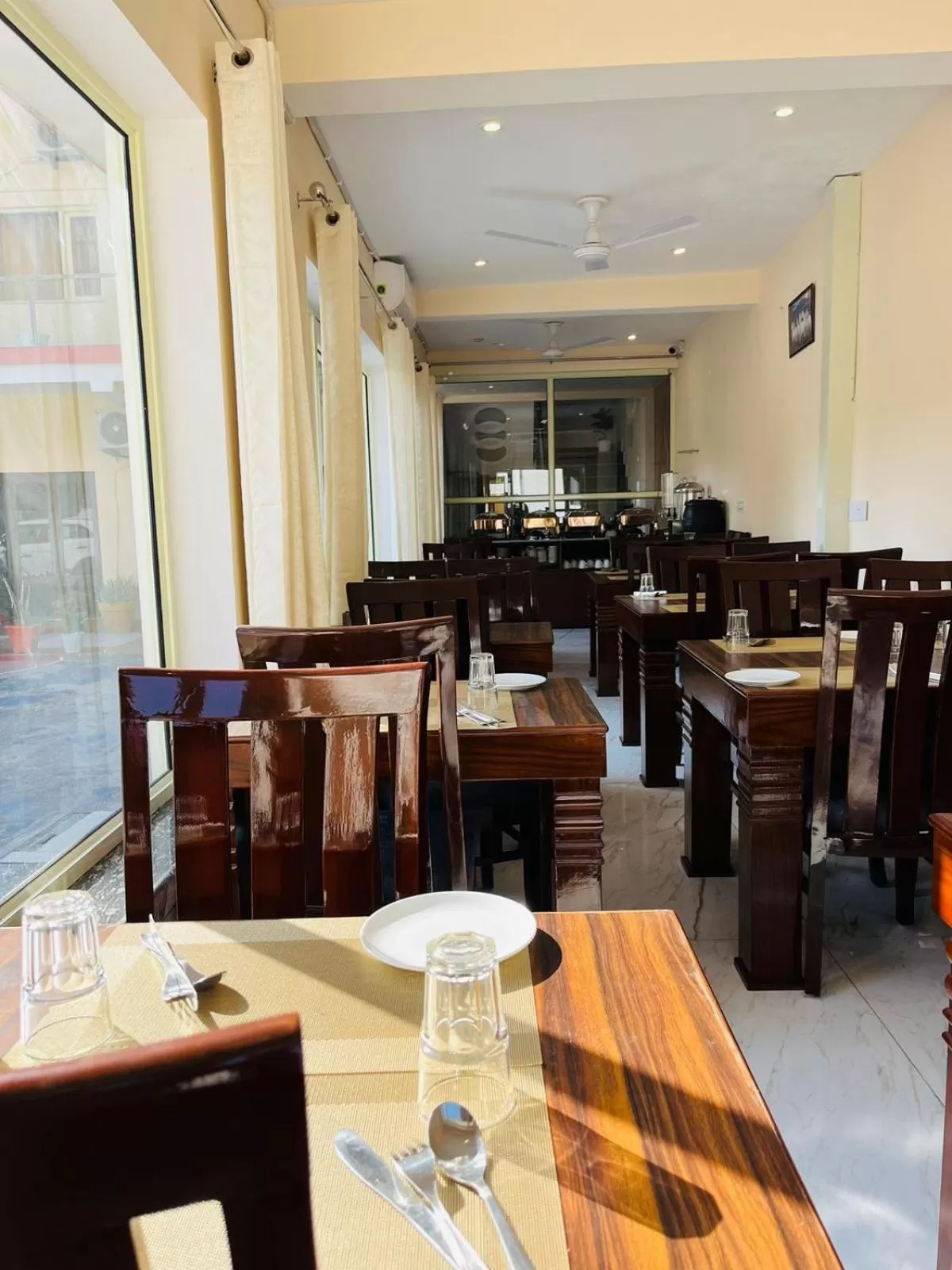 Restaurant/places to eat in Tapovan New Residency - 5 minutes walk to Laxman jhula