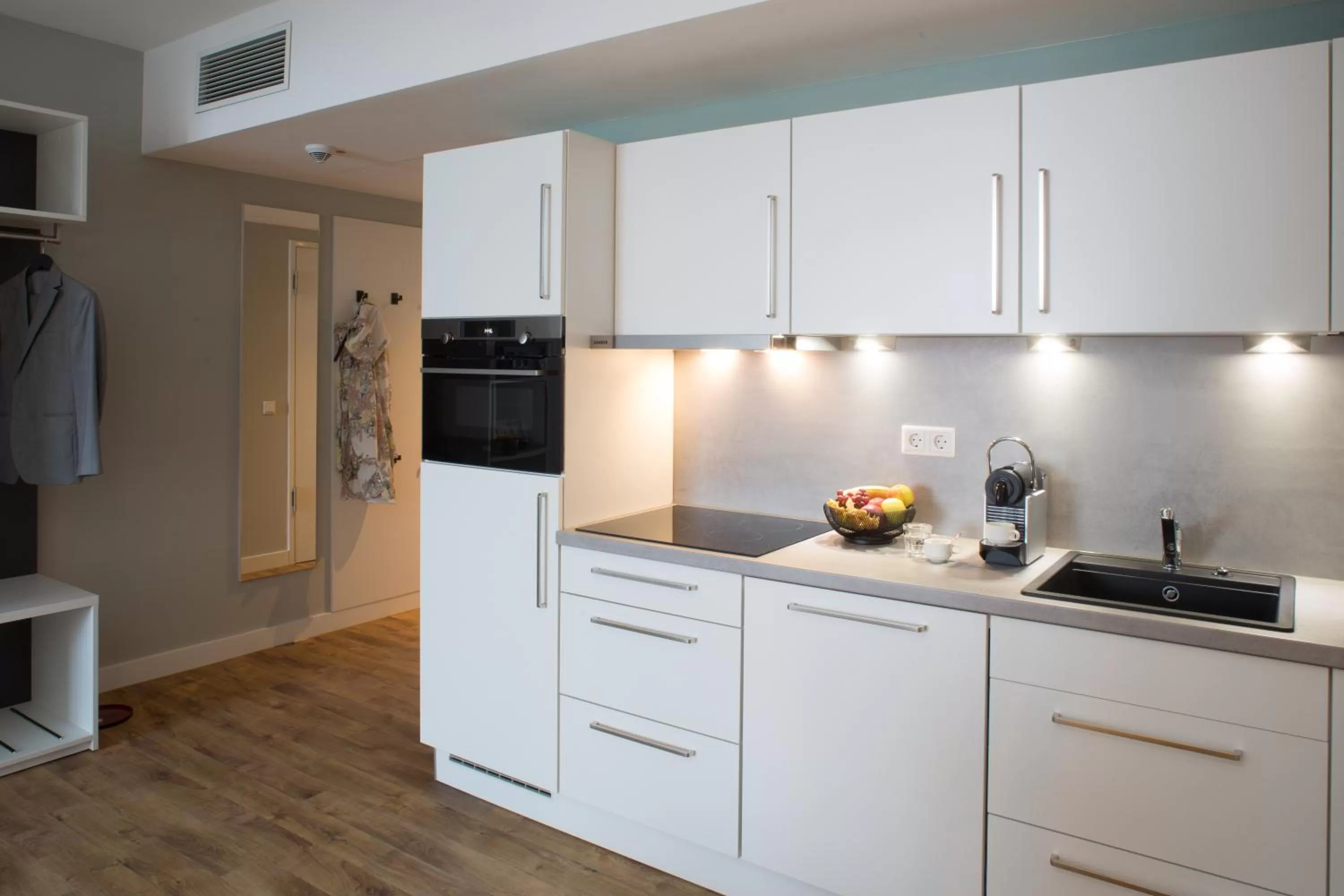 Kitchen or kitchenette in Weberei Bendix Hotel & Appartements