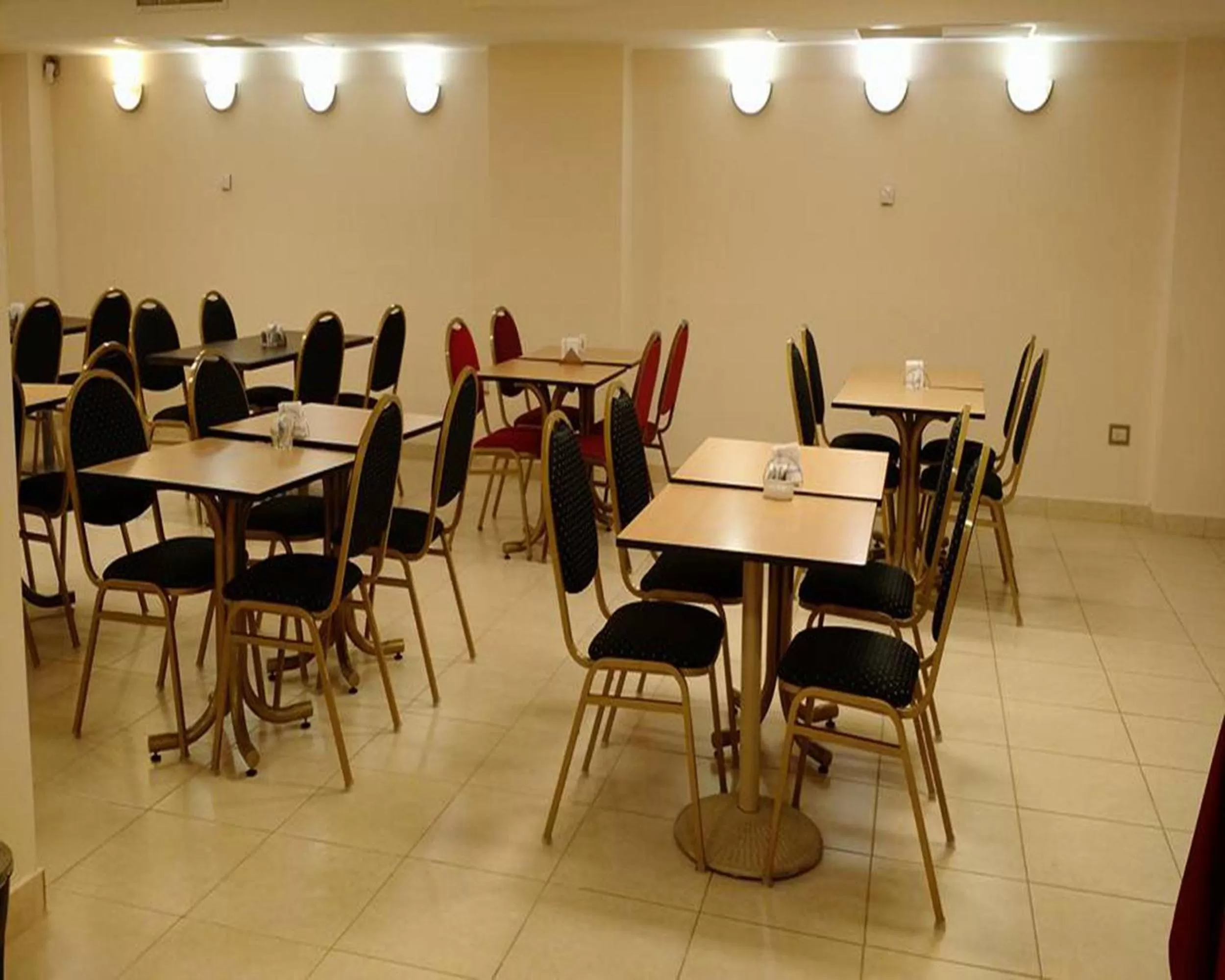 Business facilities in Hotel El Cortijo