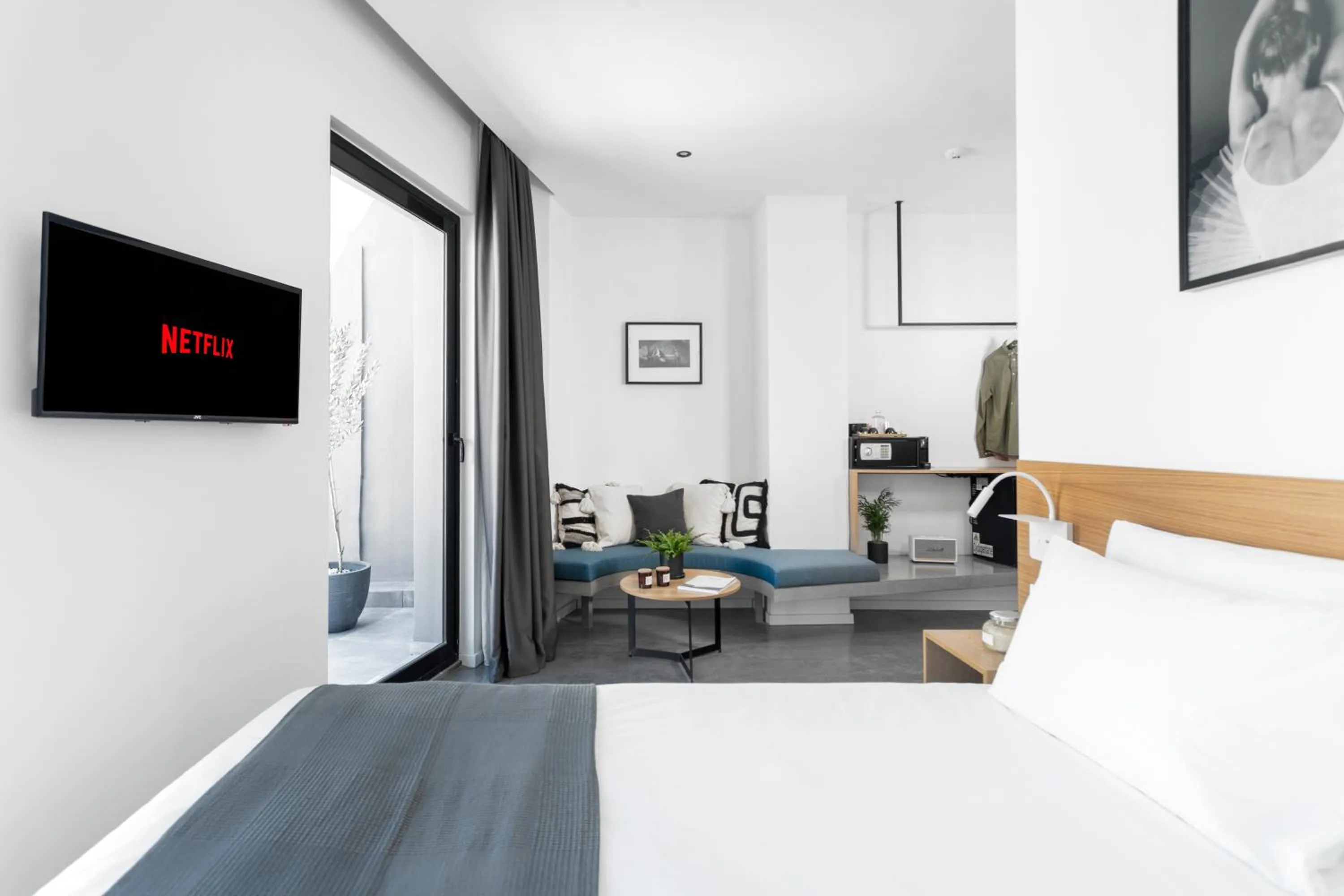 Bedroom, Bed in Melo Athens