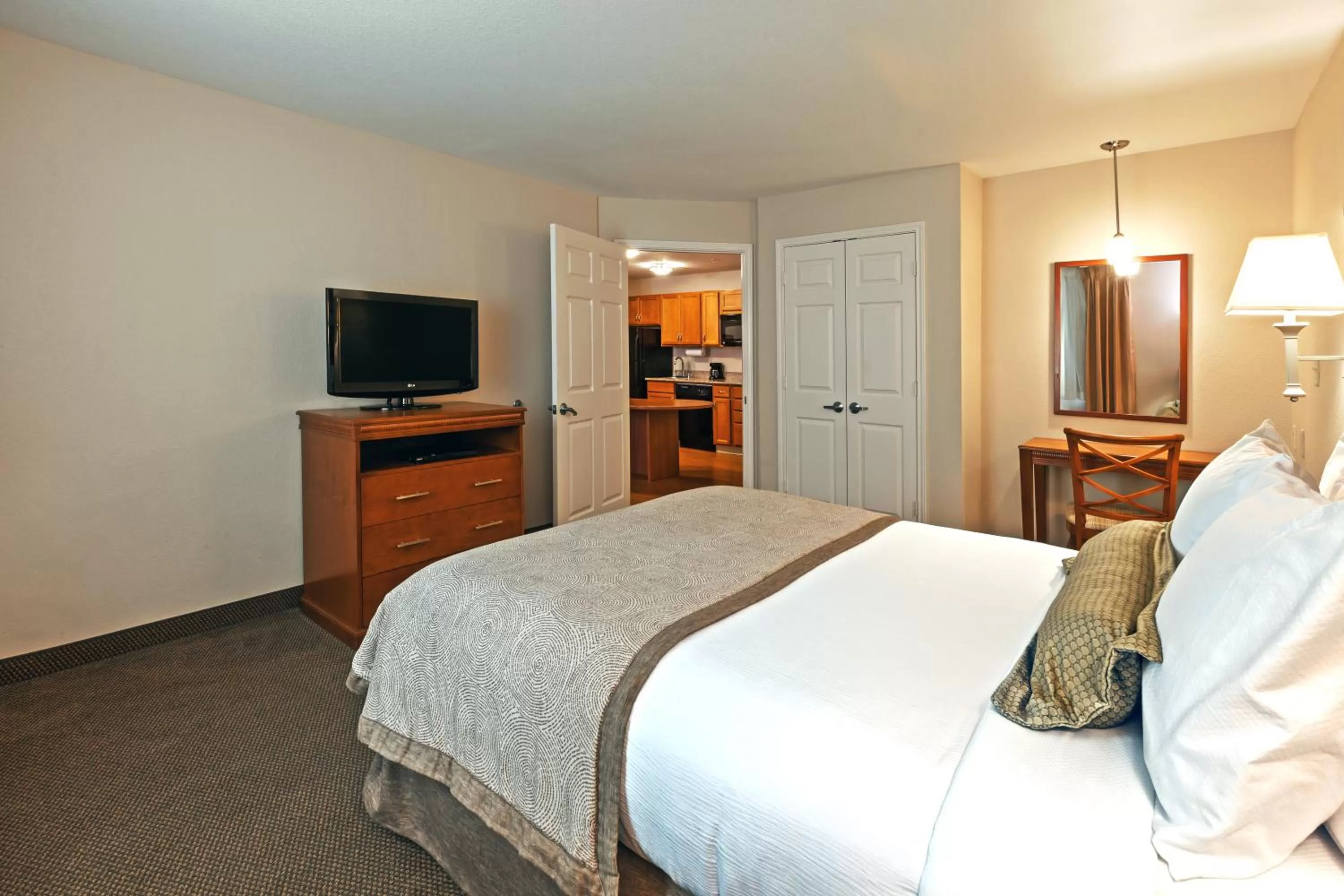 Bedroom in Candlewood Suites Pearland by IHG