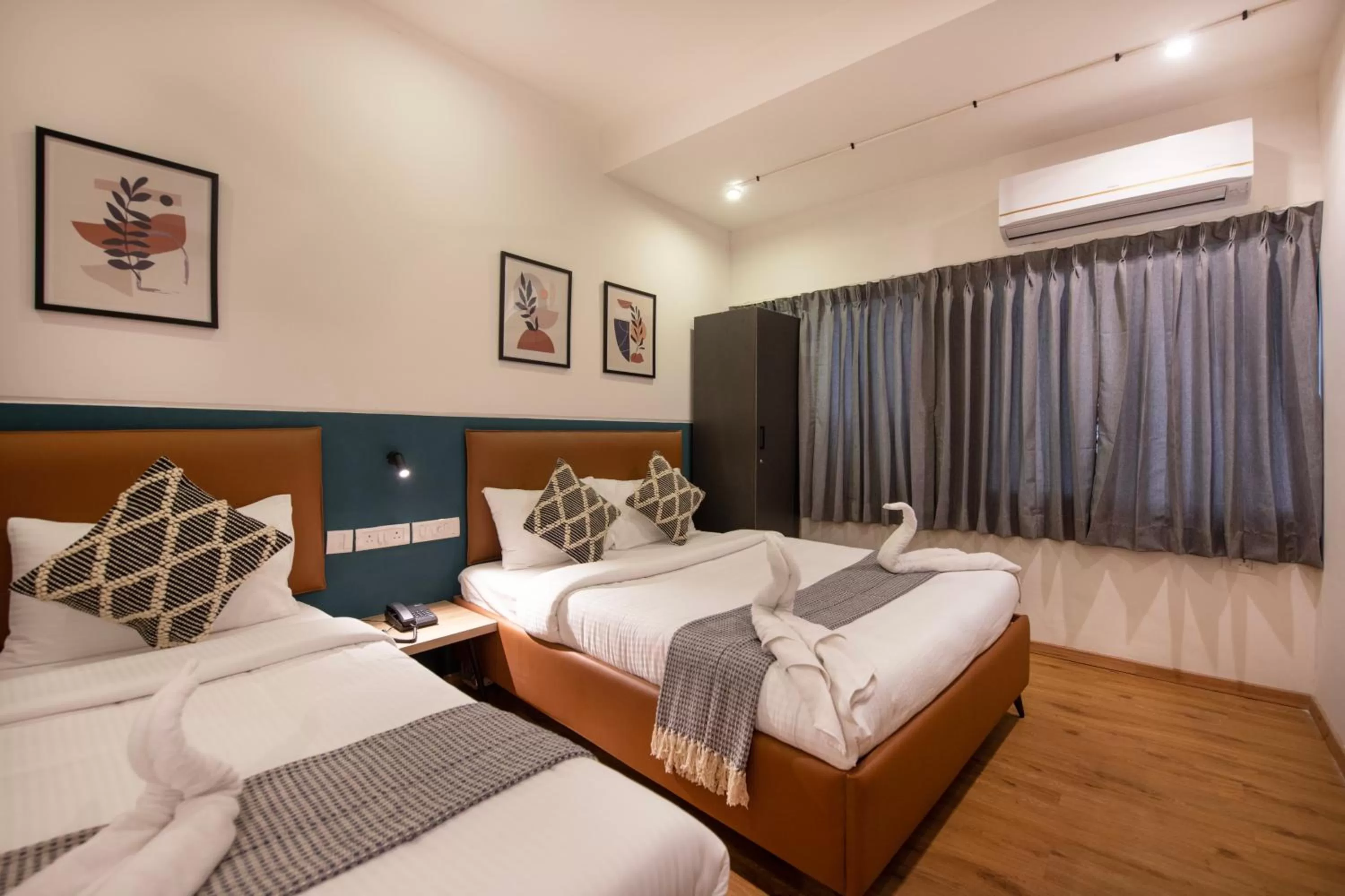 Bed in Convastay Prestige- Near Apollo Hospital & US Consulate