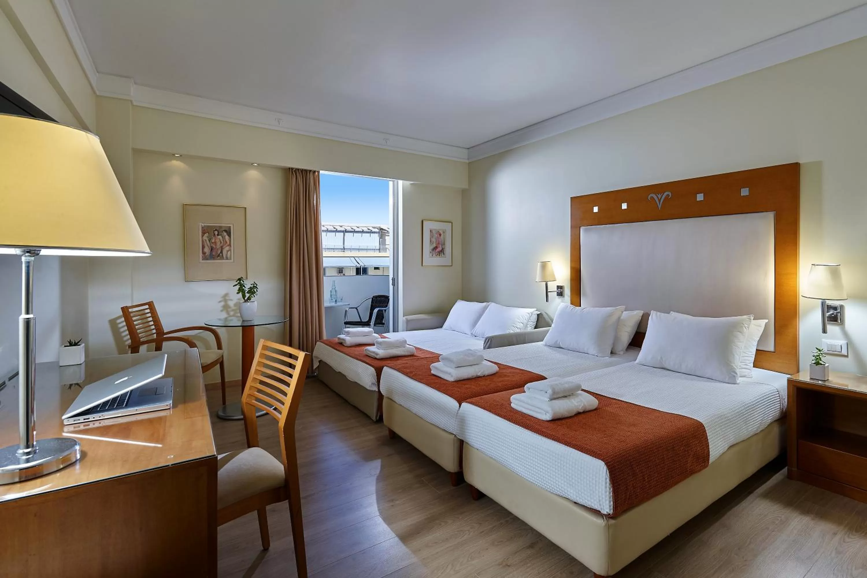 Photo of the whole room, Bed in Atrion Hotel