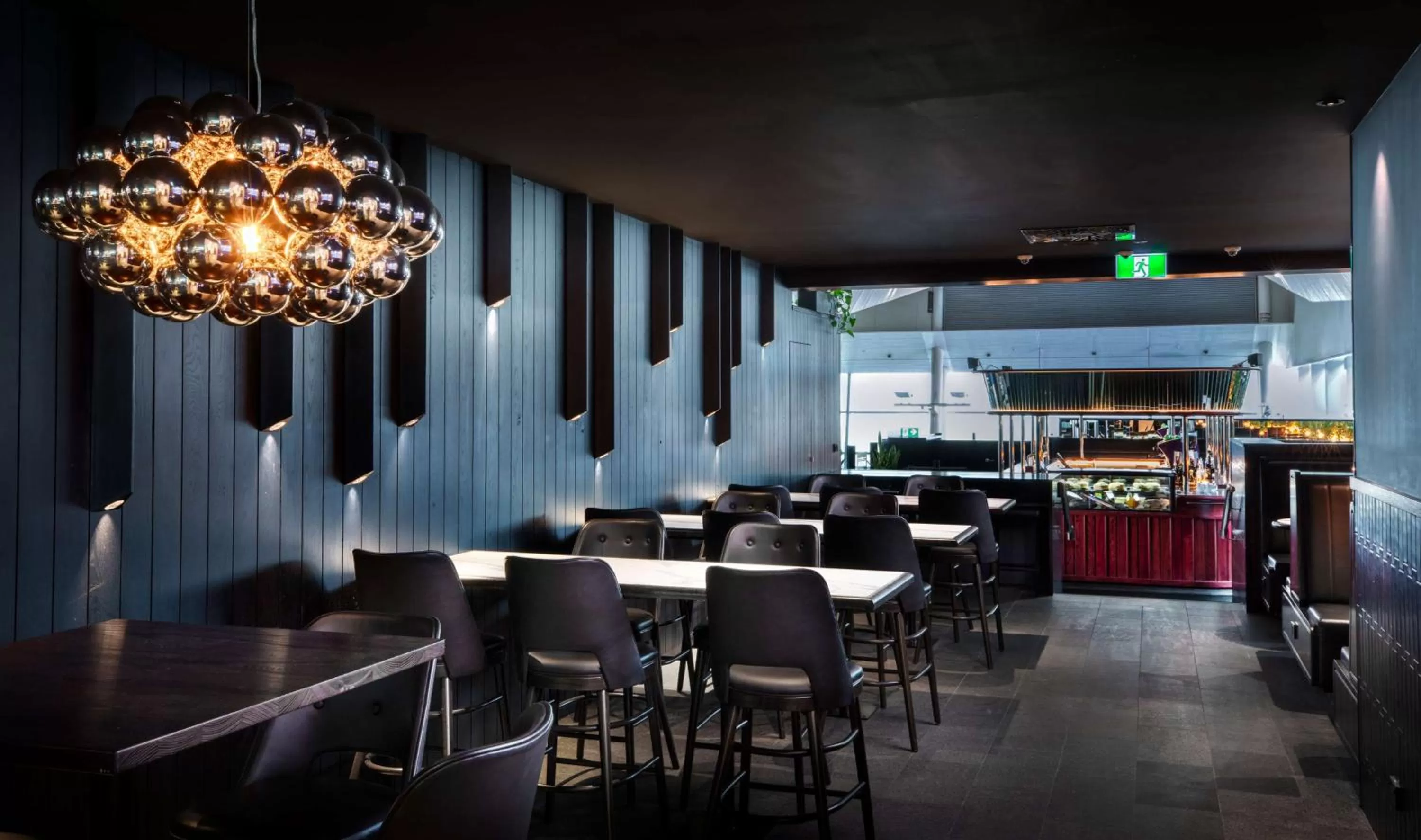 Restaurant/places to eat in Rydges Wellington Airport